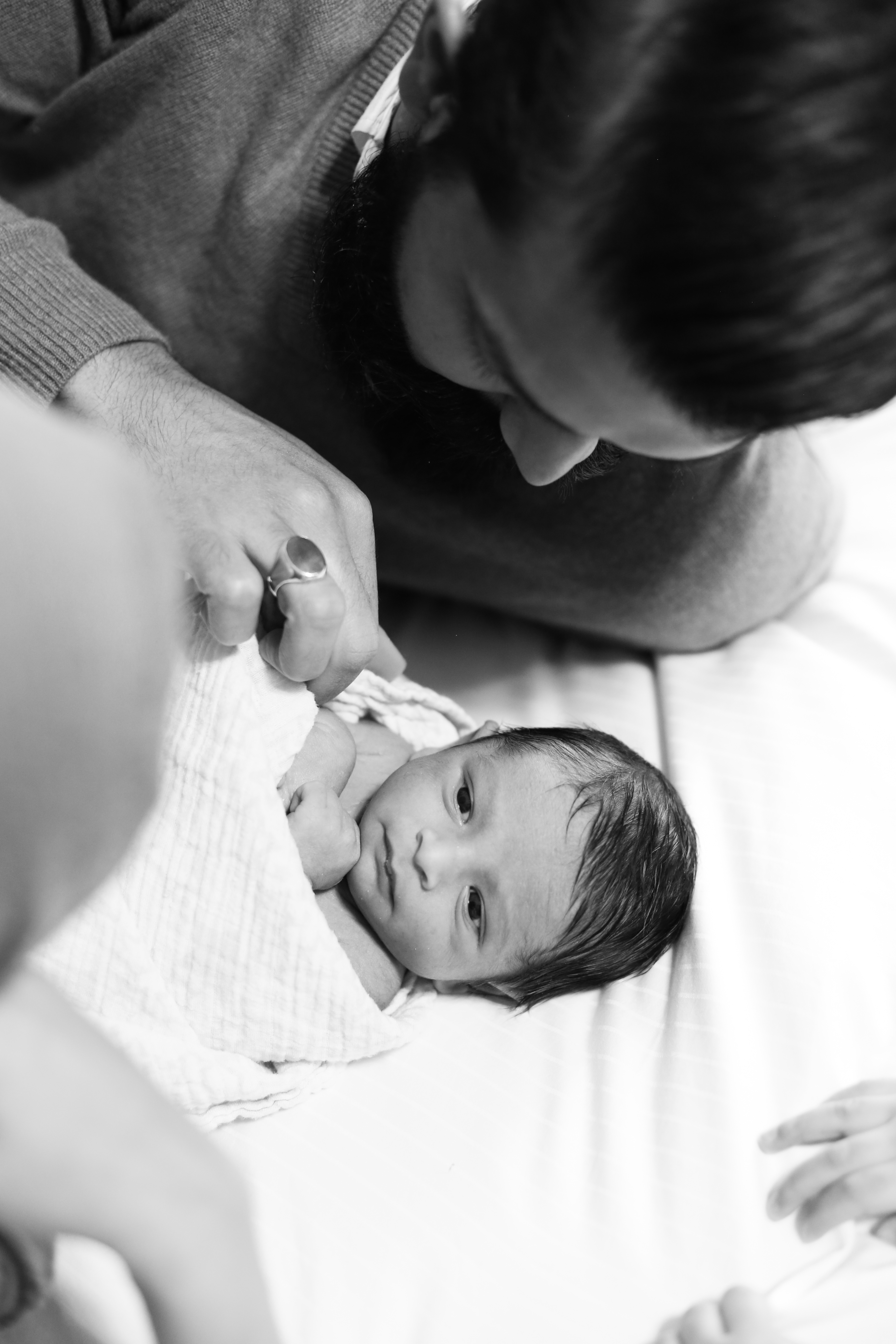 Overland Park Family Portraits - Lifestyle Photography - Newborn Photos Kansas City KS KC - Maternity 
