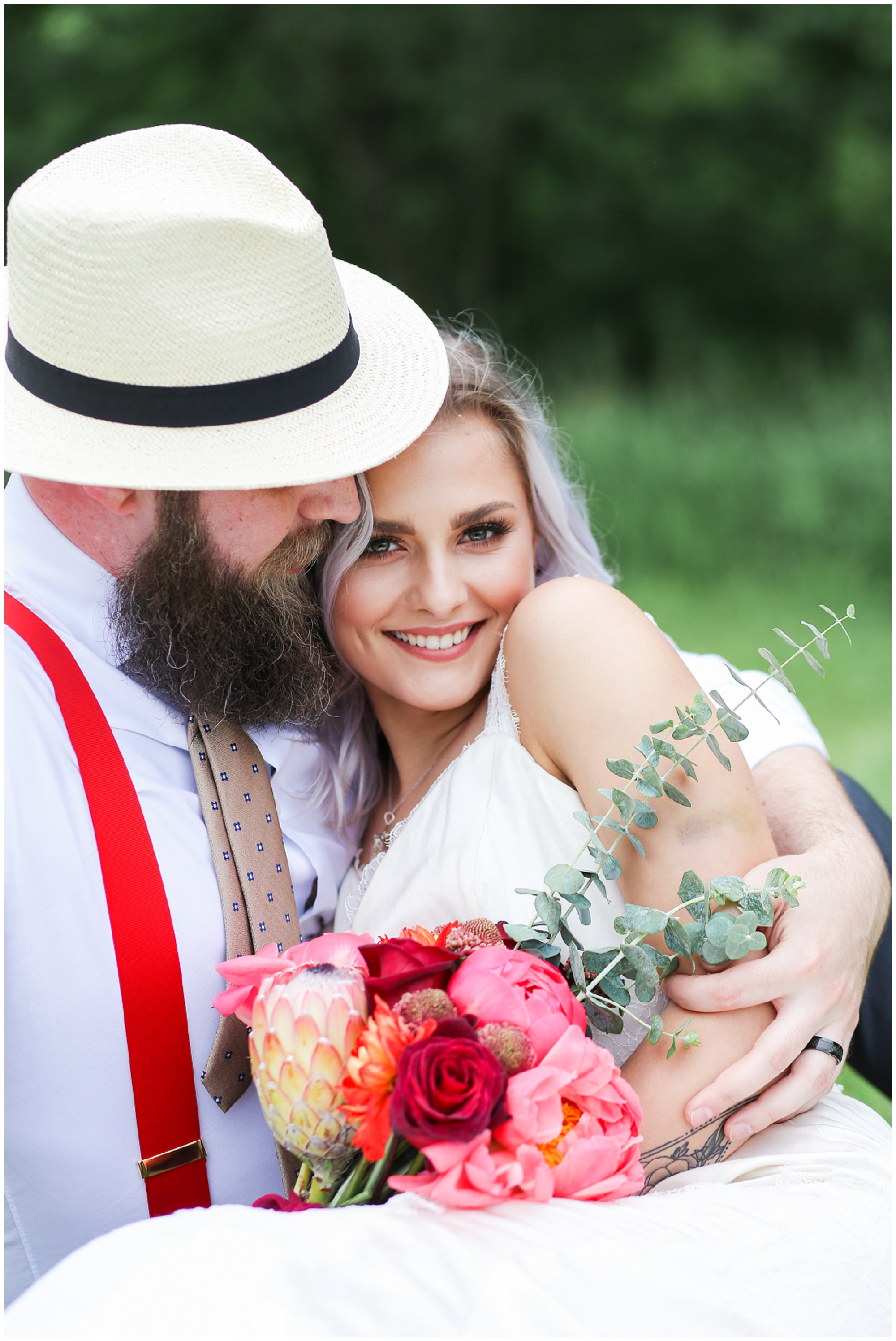 Bride & Groom Photos - Hot Pink Bouquet - Kansas City Wedding Photographer - Wedding at Legacy Hills - Mariam Saifan