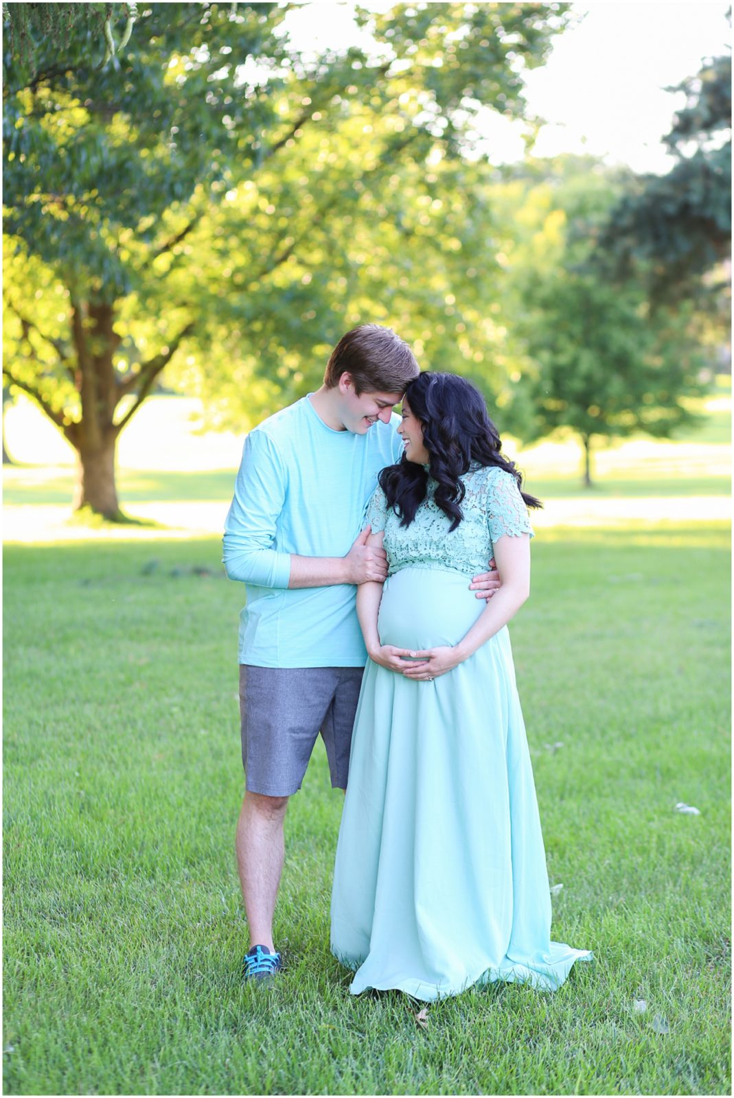 Leawood Prairie Village Kansas City Maternity Portrait Photographer - Kansas City Overland Park Family Portrait Photography