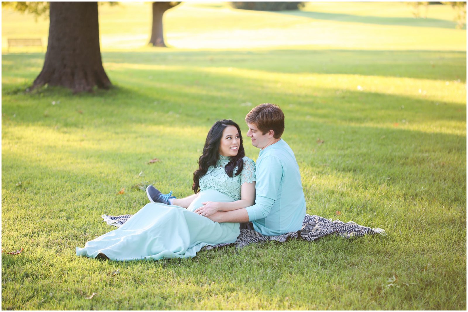 Leawood Prairie Village Kansas City Maternity Portrait Photographer - Kansas City Overland Park Family Portrait Photography