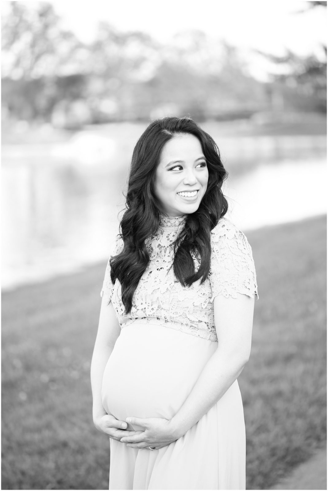 Leawood Prairie Village Kansas City Maternity Portrait Photographer - Kansas City Overland Park Family Portrait Photography