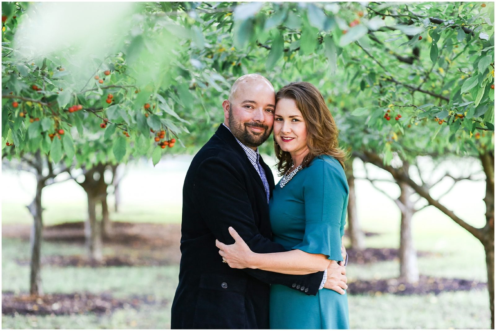 Fall Family Portraits Outdoor - Kansas City Leawood Overland Park - Family Portrait Photographer Mariam Saifan