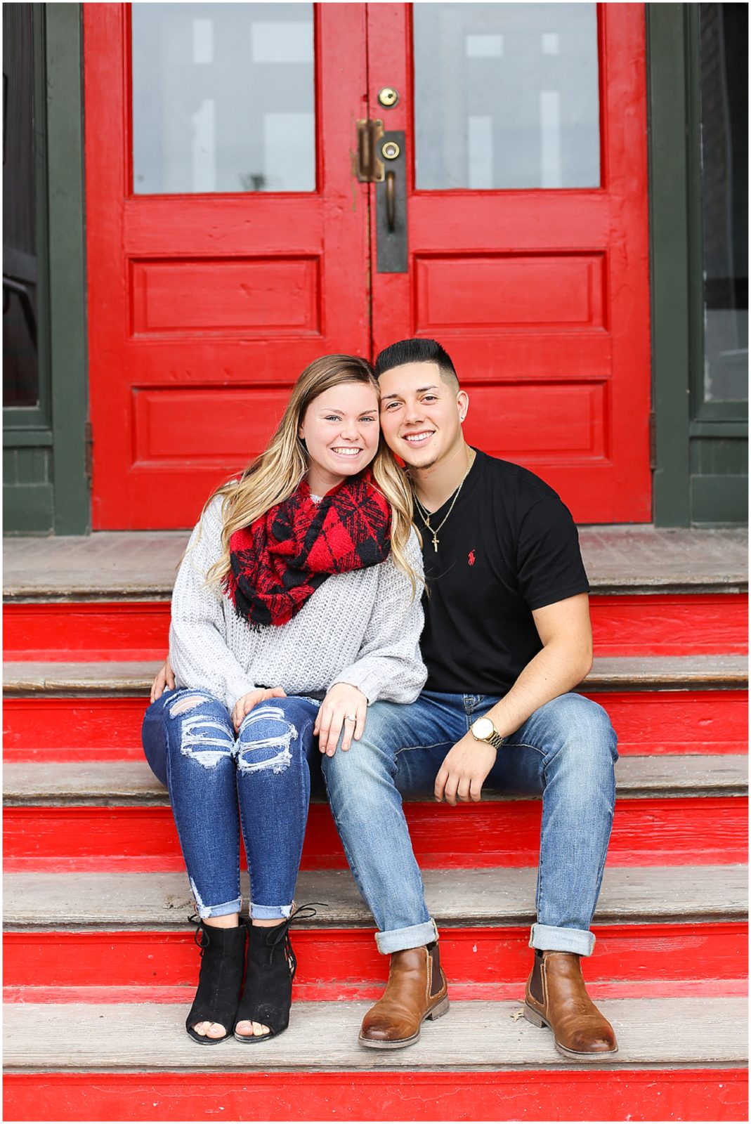 COUPLE AT FEASTS OF FANCY IN KANSAS CITY - ENGAGEMENT PORTRAITS BY MARIAM SAIFAN PHOTOGRAPHY - KC WEDDING PHOTOGRAPHER