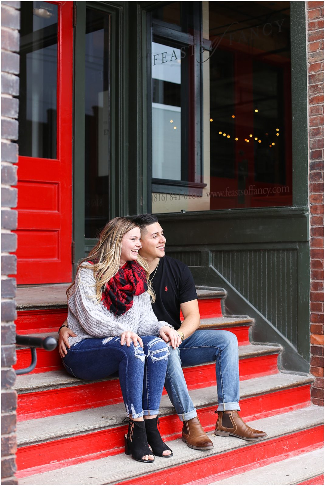 LAUGHING COUPLE AT FEASTS OF FANCY - KANSAS CITY WEDDING PHOTOGRAPHER - KC ENGAGEMENT PHOTOS - MARIAM SAIFAN PHOTOGRAPHY