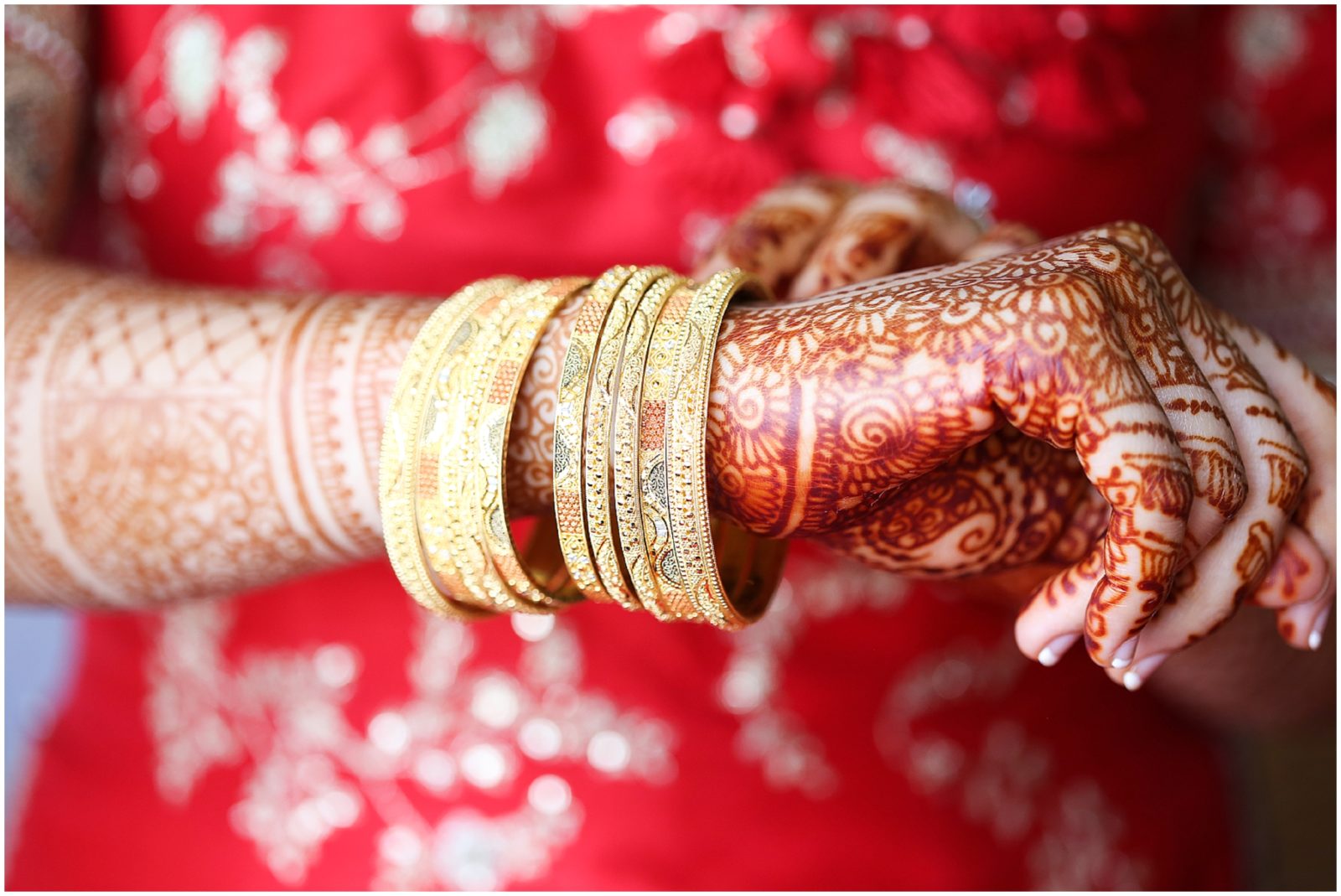 BRIDAL HENNA, PITHI, SANGEET, INDIAN WEDDING CEREMONY AND RECEPTION AT THE OVERLAND PARK KANSAS CITY MARRIOTT WEDDING VENUE