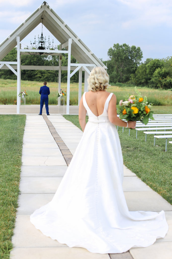 First Look at Deer Ridge Creek - Wedding Photographer 