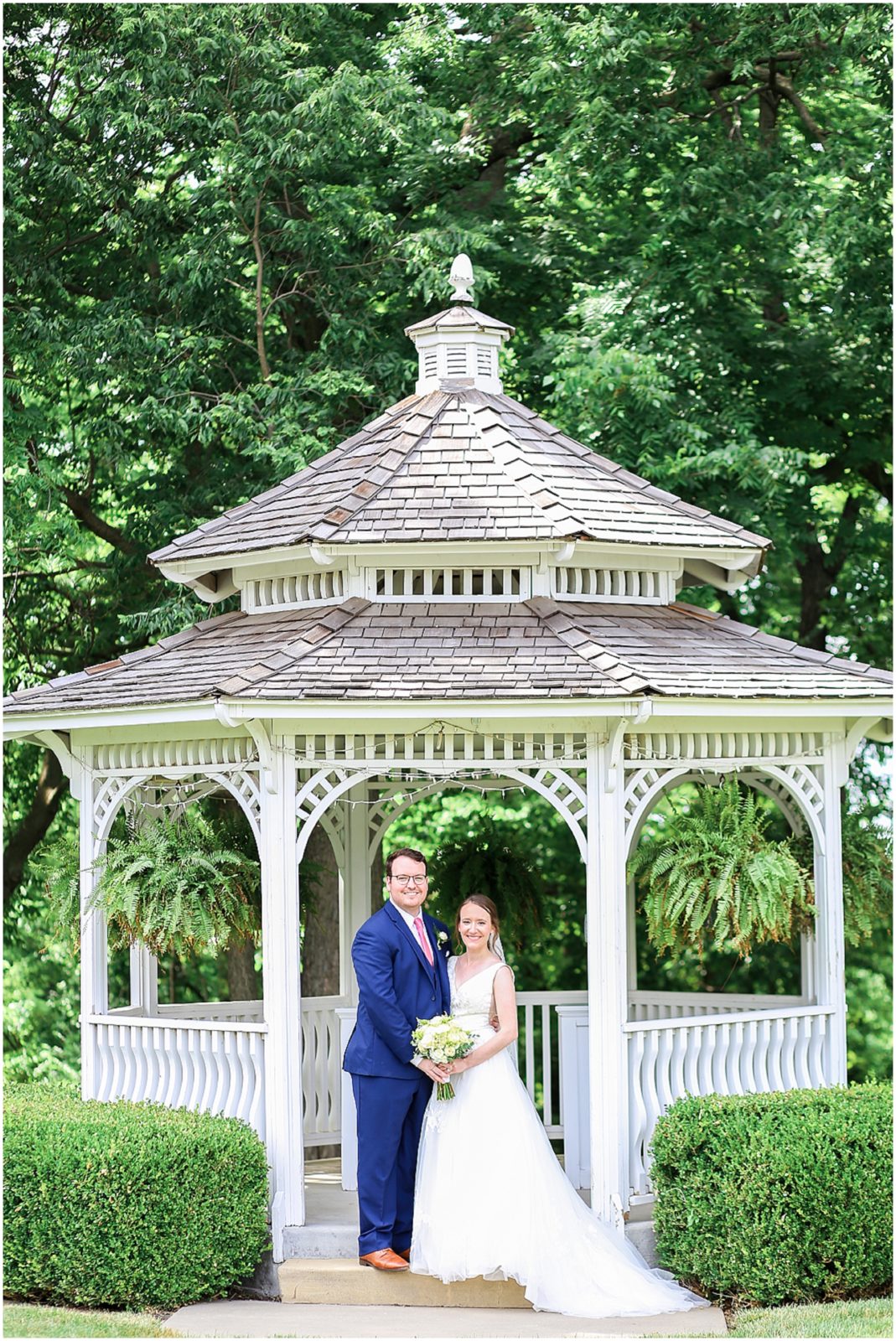Bride + Groom Portraits at Hawthorne House in Kansas City - Wedding Photographer