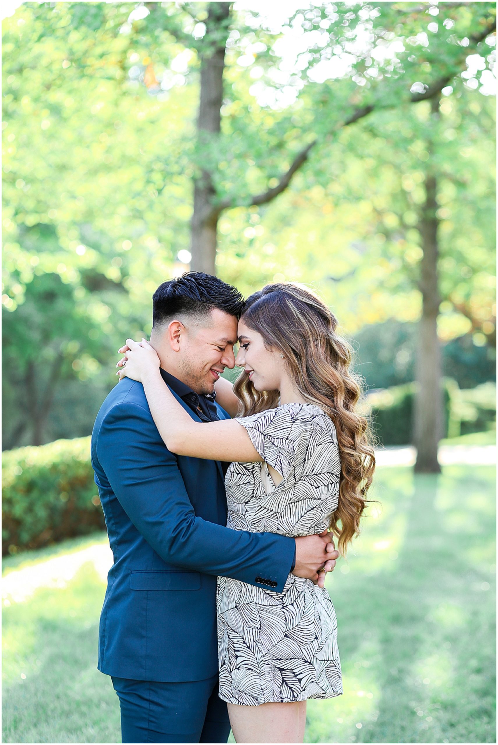 jimmy and yajaira engagement photos nelson atkins museum