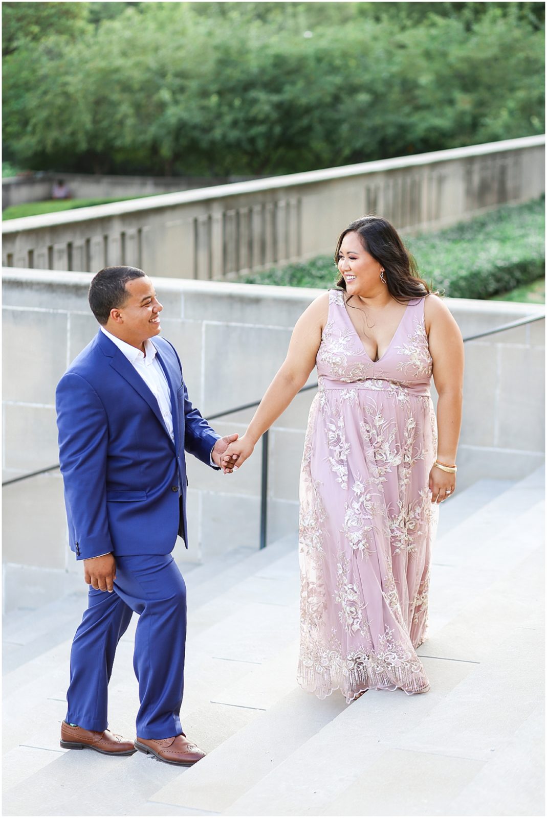 Christine & Spenser came from out of town to Kansas City for their beautiful engagement session which took place at the Nelson Atkins Museum and at Loose Park. They made the drive from Columbia Missouri to have an amazing engagement experience and we sure did have a good time! 