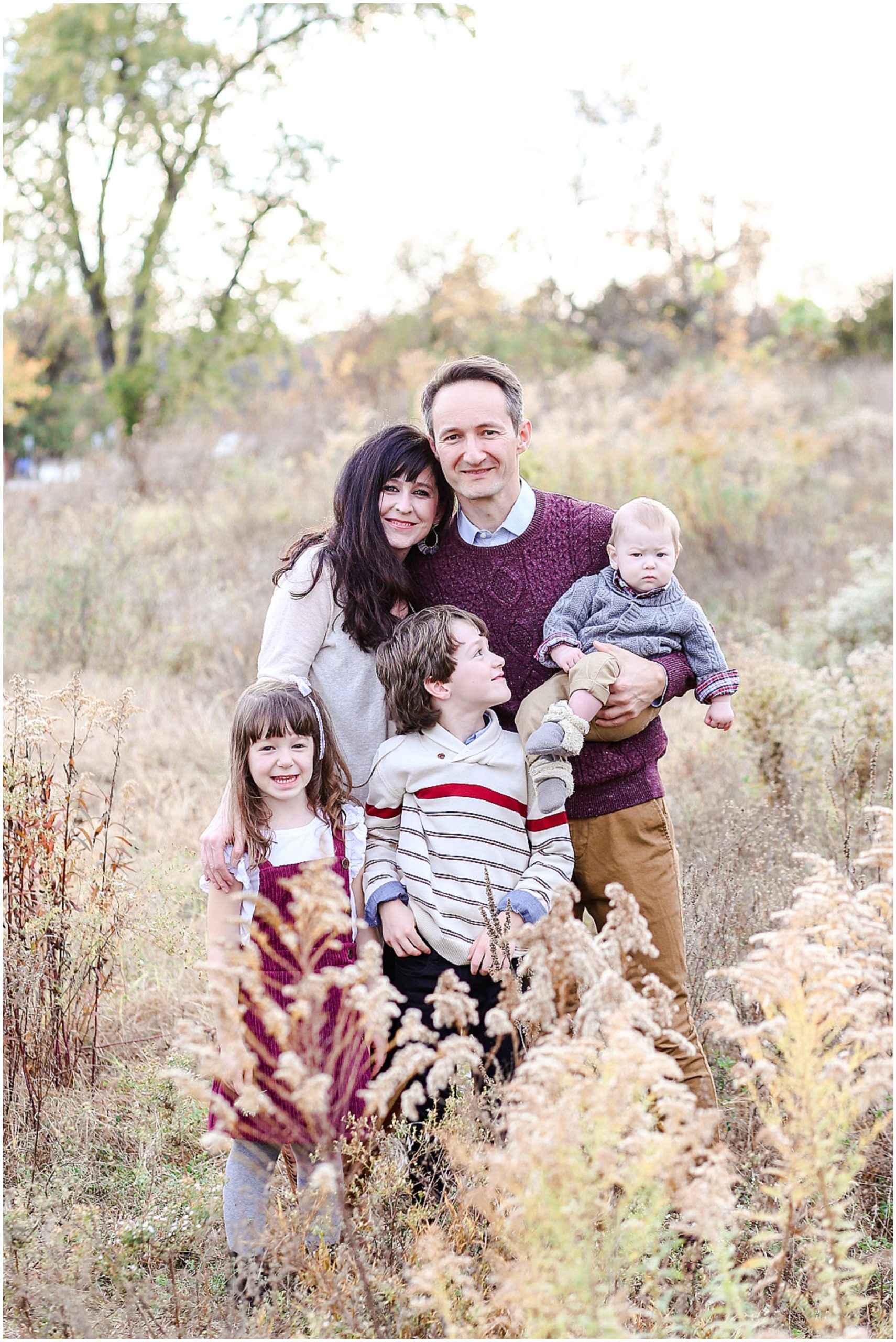 family portraits at shawnee mission park - kansas family photographer