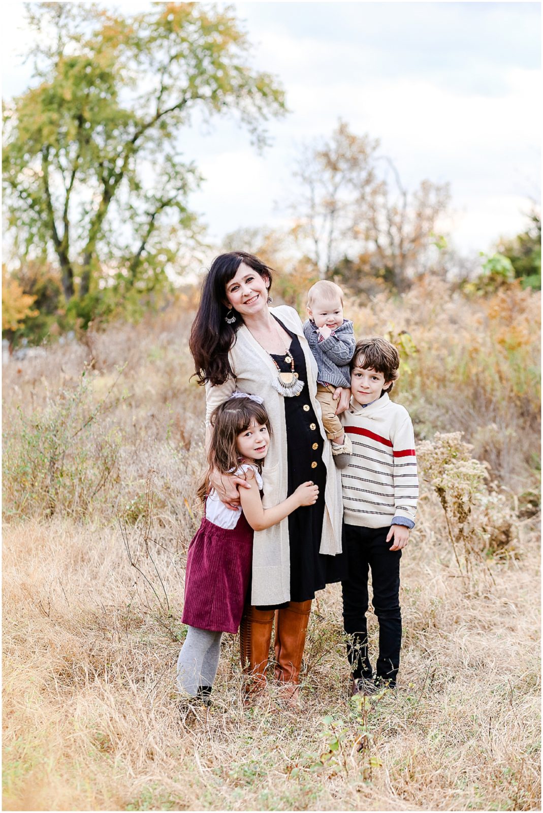 Family Portraits at Shawnee Mission Park | Family Portrait Photographer based in Overland Park | Kansas City Wedding & Portrait Photography