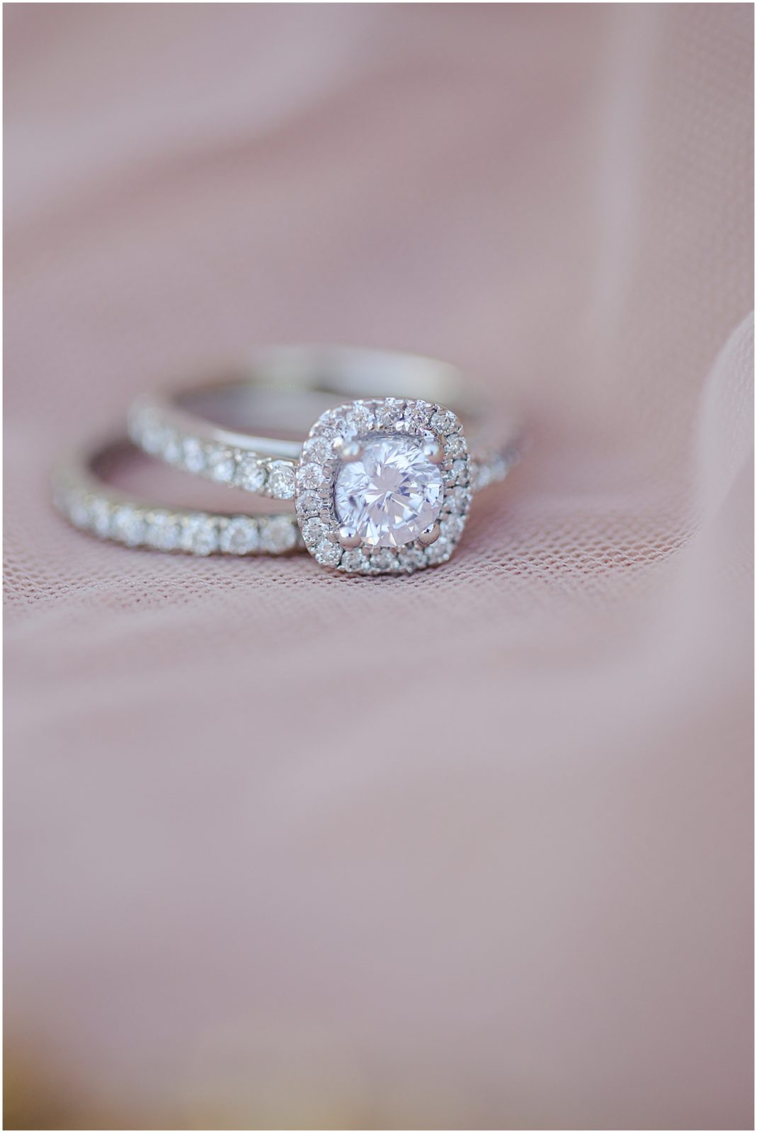 diamond engagement ring - kansas city engagement photographer 