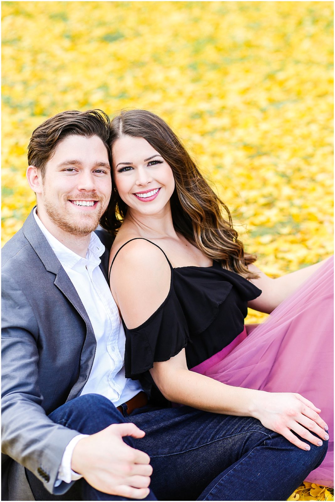 fall engagement photos nelsona atkins musem kansas city