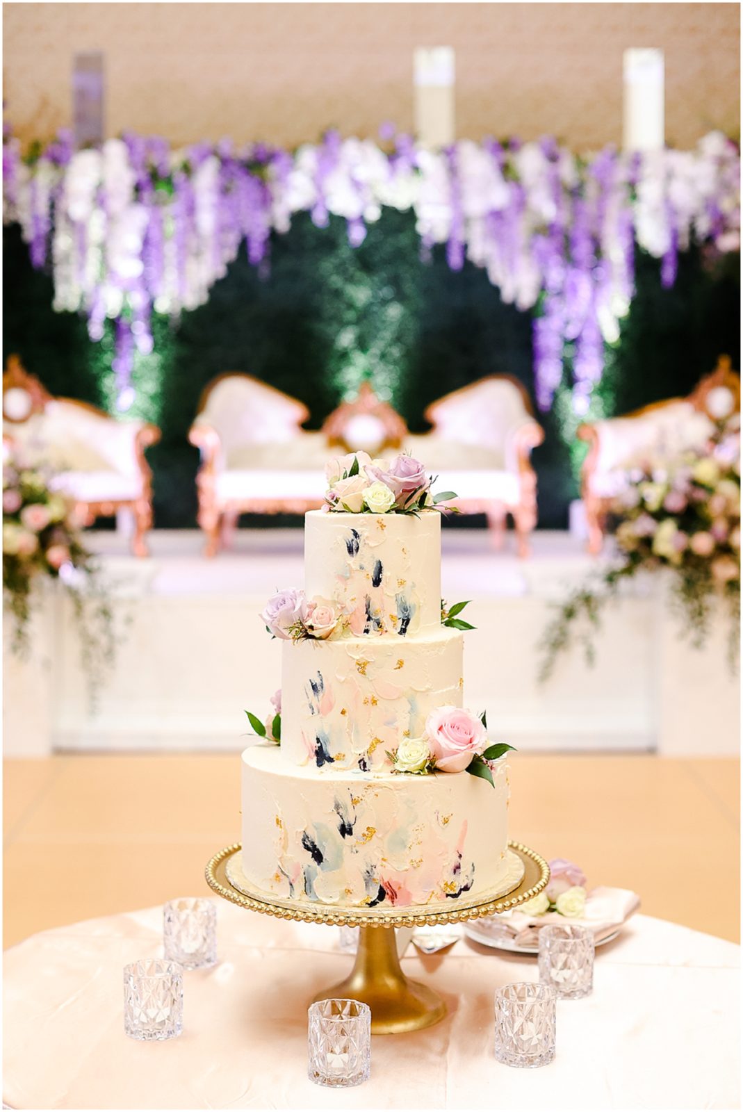 white wedding cake at four seasons in st. louis 