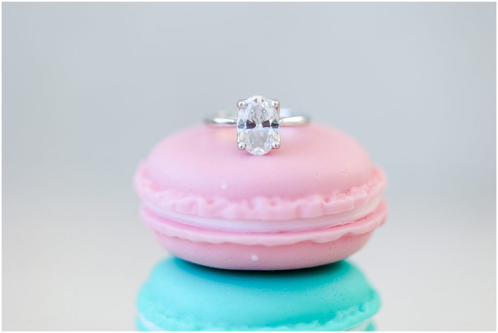 ring on macaroon - wedding photographer in st. louis - four seasons 