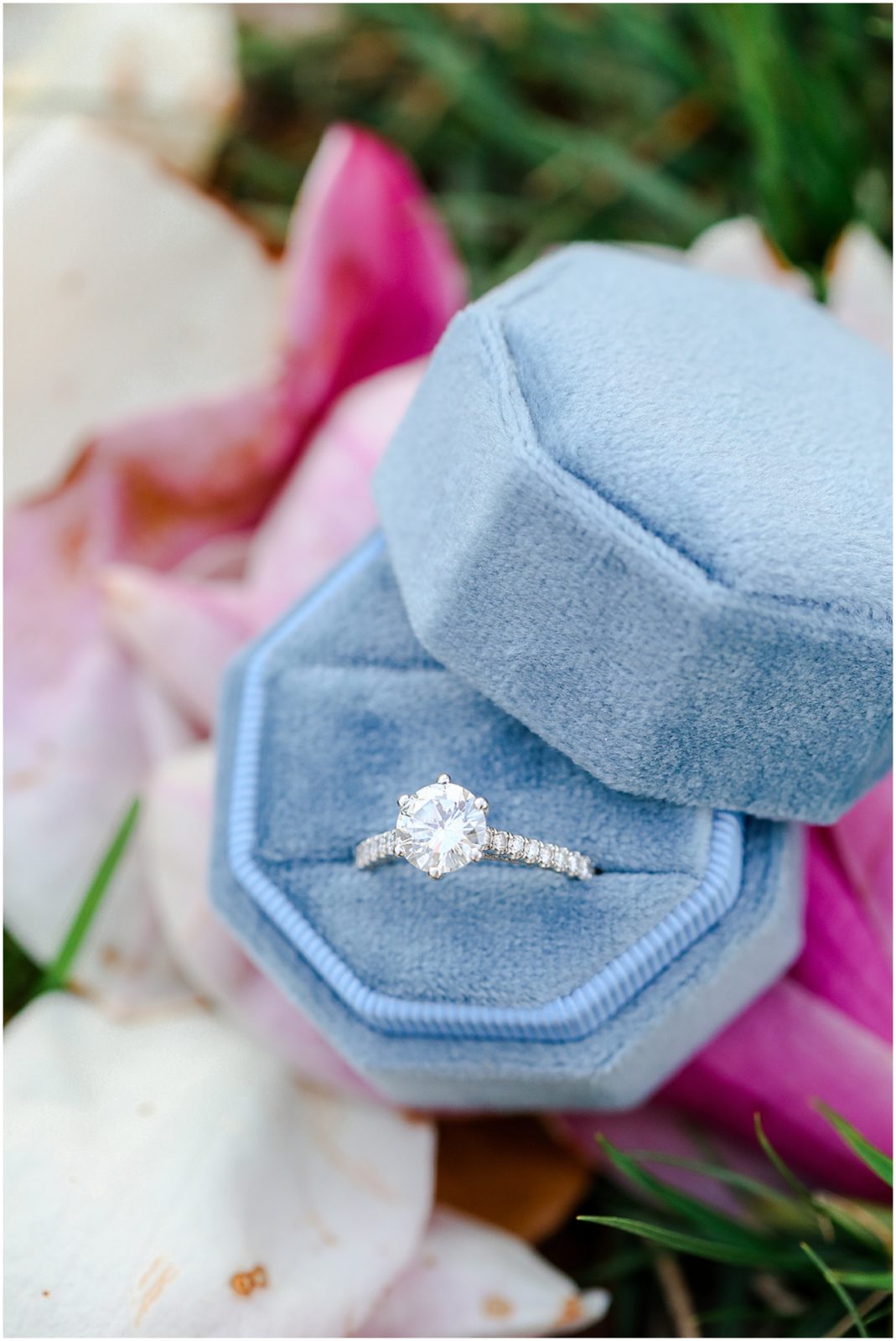beautiful diamond engagement ring photo - engagement photographers in kansas city and overland park - ring box