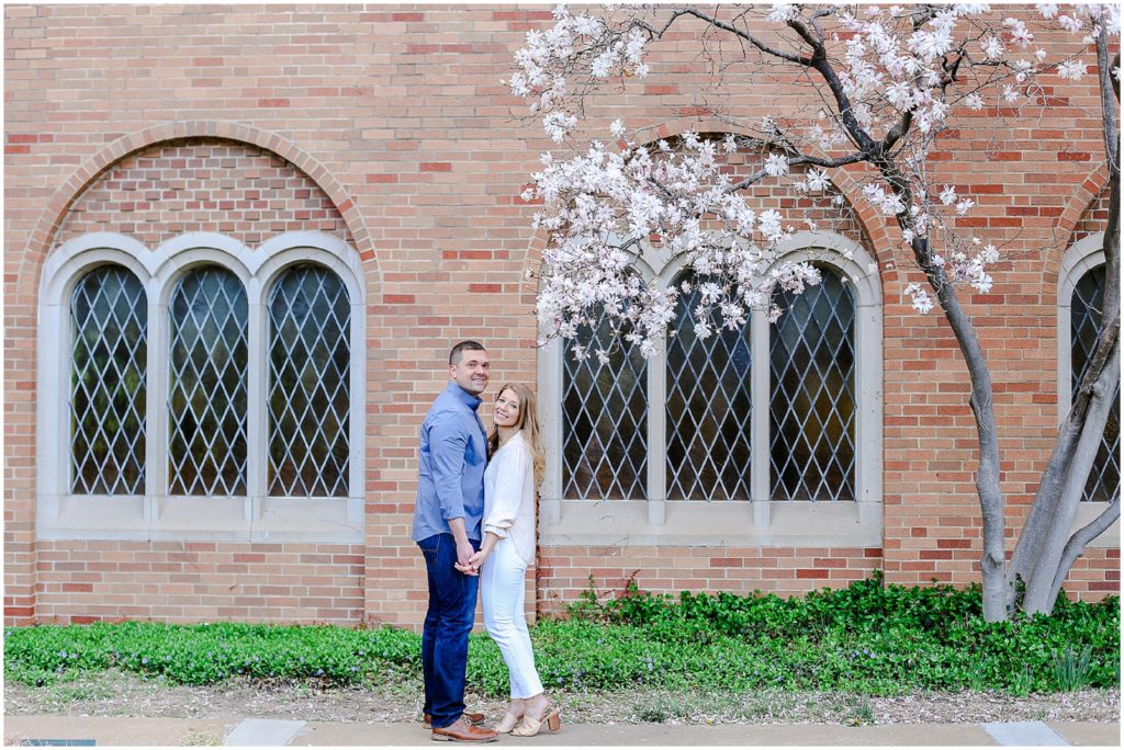 Engagement Photos and Wedding Photos at the Country Club Plaza in Kansas City - Wedding Photographers - Cute engagement photo idaes - nice architecture - spring photos