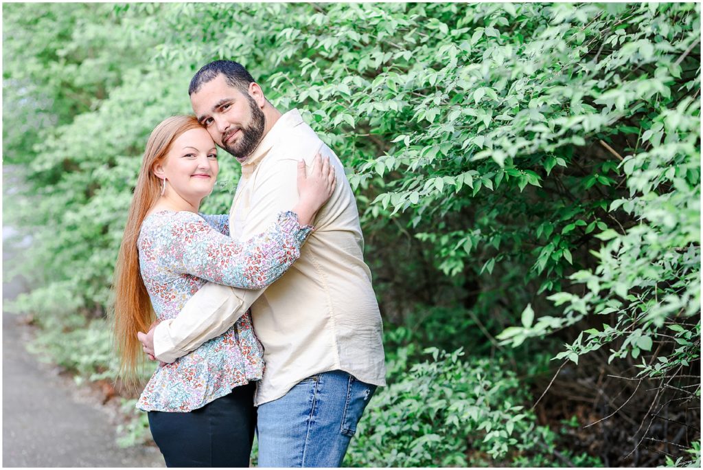 cute engagement photos in kansas