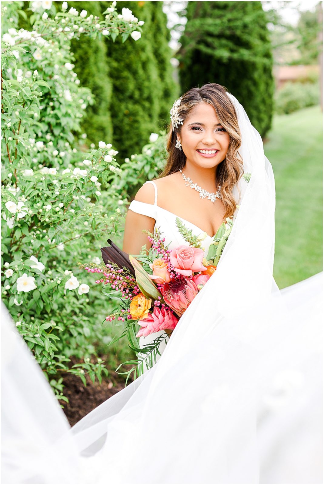 fun  bridal party photos - Hawaiian wedding theme tropical summer wedding