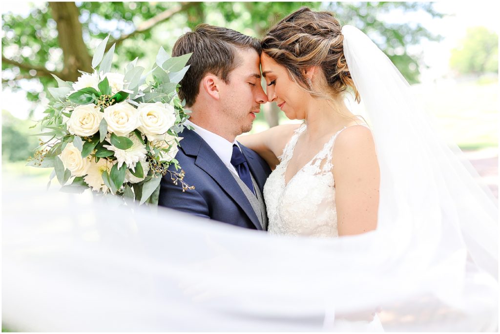 beautiful wedding veil photo for a summer wedding by mariam saifan photography at mildale farms