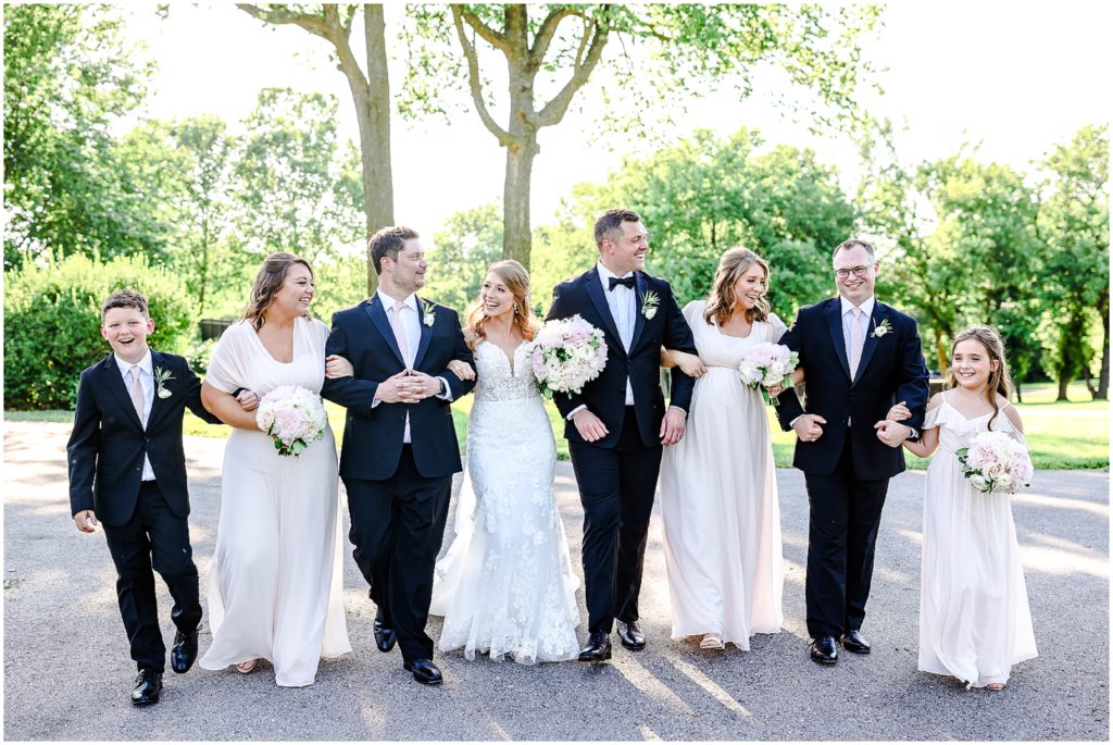 bridal party photos at longview mansion - kansas city wedding venues