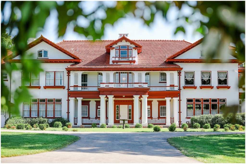 the historic longview mansion wedding - outdoor ceremony 