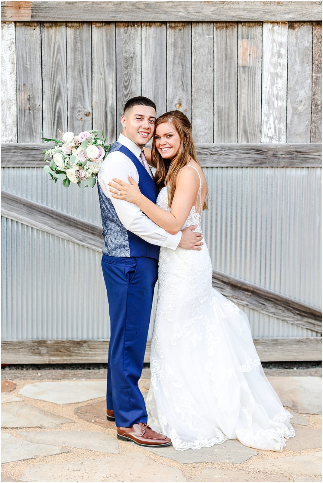 pink bridal party - what to wear for summer wedding - barn at riverbend - bridal party portraits with sarah & taylor - Kansas City wedding photographer