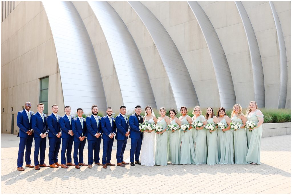 Kauffman Center of Performing Arts & Loews Hotel Kansas City Wedding Locations & Wedding Venues | Best Places in Kansas City to Take Wedding Photos | Where to take photos in Kansas City | Instagram Worthy Locations in Kansas | KC Wedding Photographer 