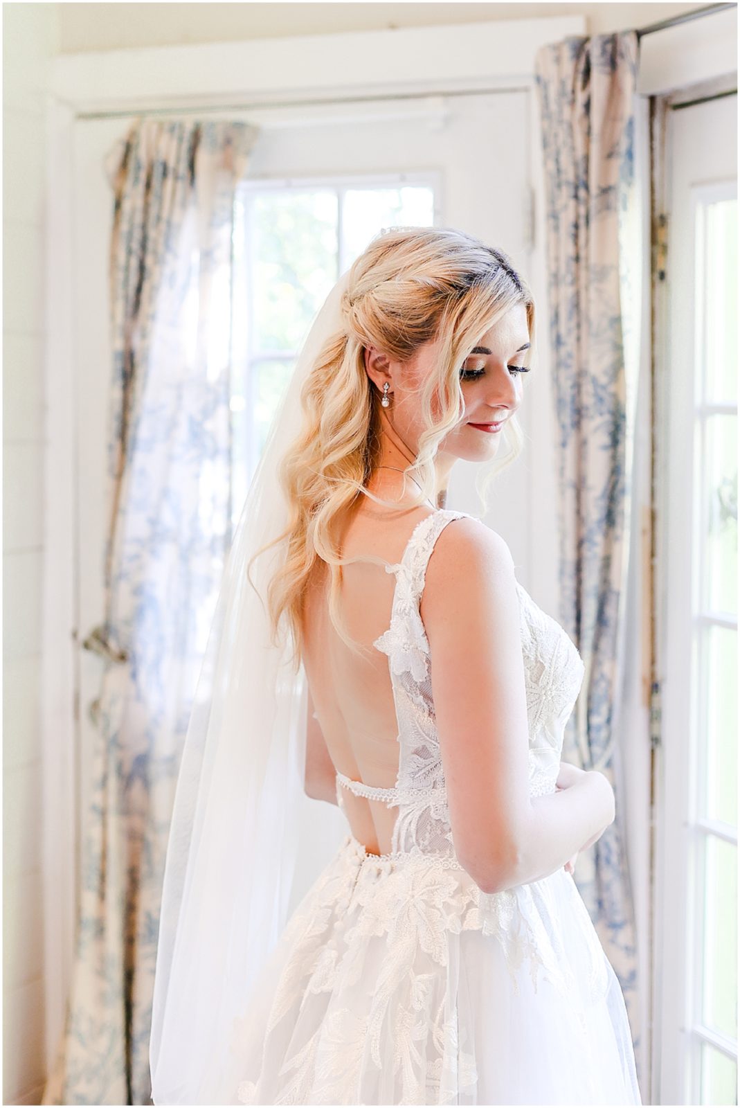 A Secret Garden - Wedding Venue in Independence Missouri - Wedding Photography - KC