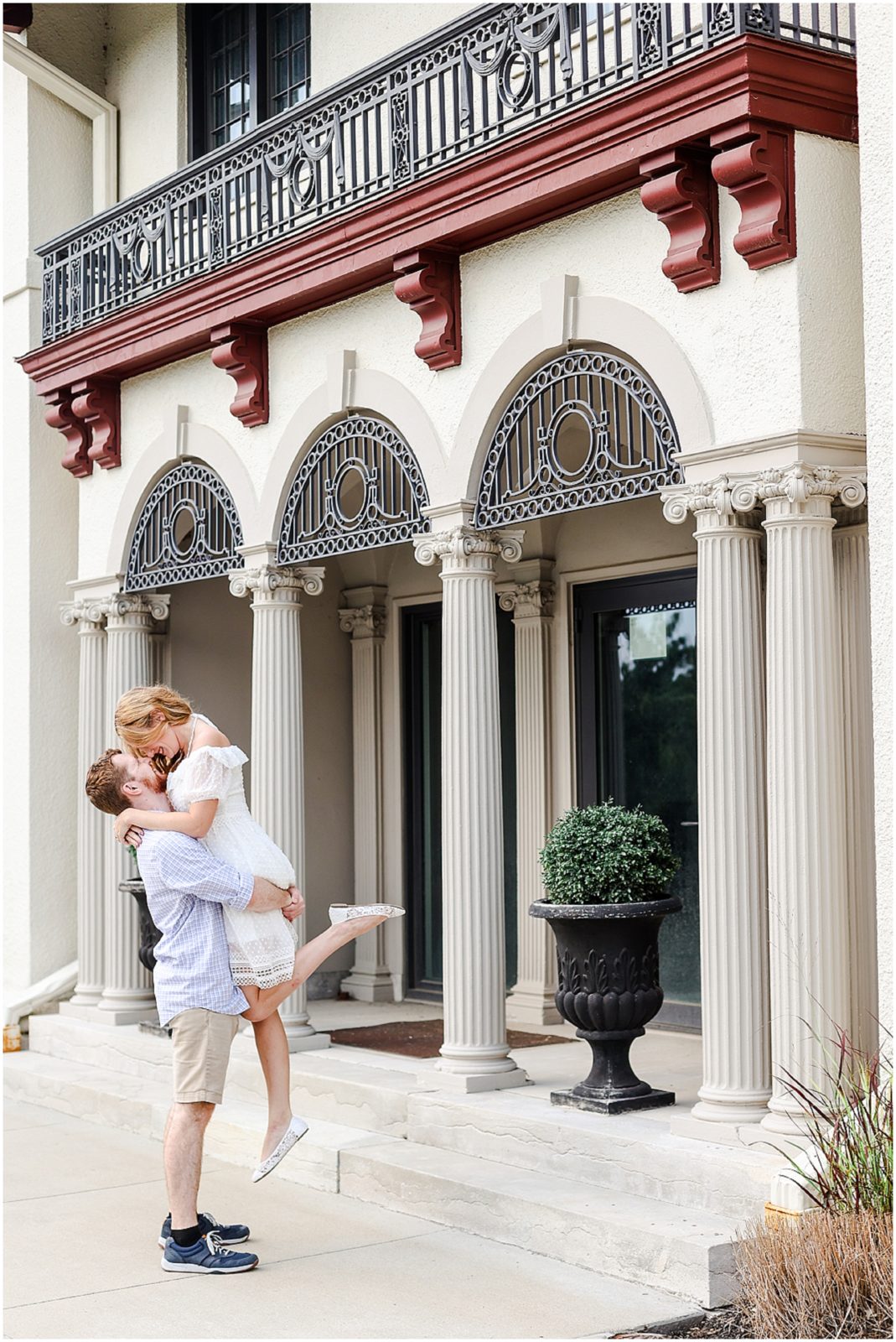 columns - museum at umkc - Engagement Session in Kansas City at the UMKC Epperson House - Wedding Photographer KC - unique engagement session ideas