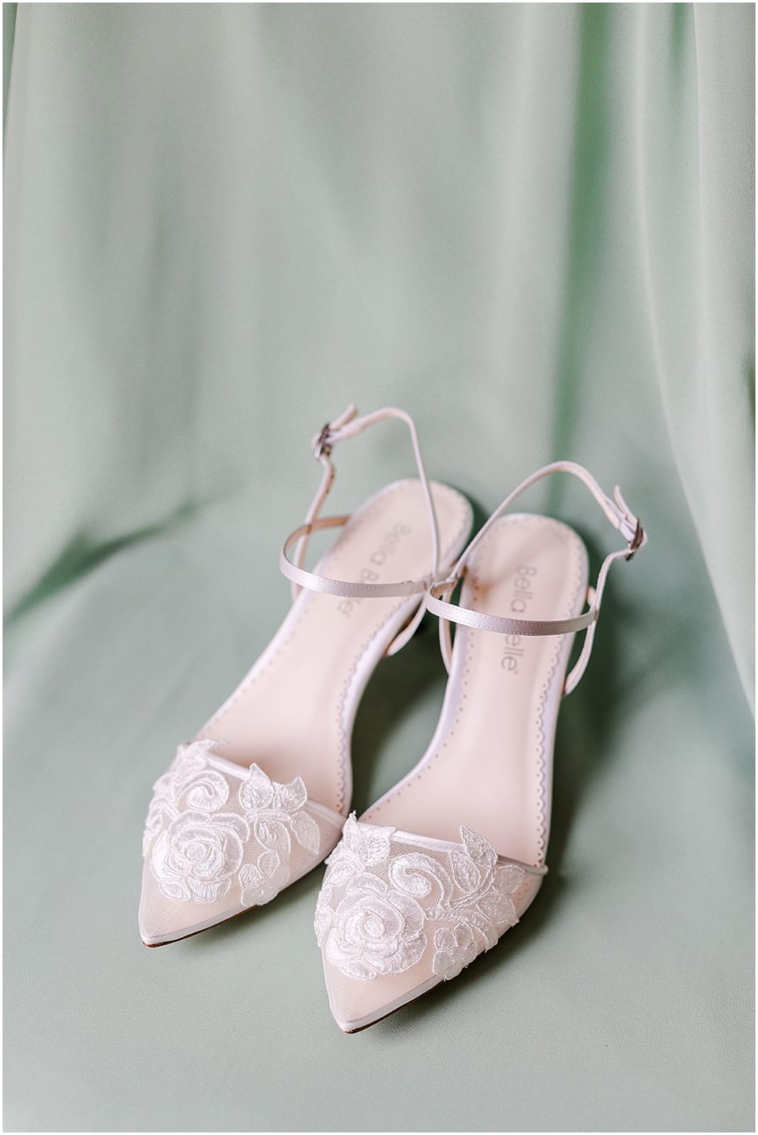 lace wedding shoes at hawthorne house 
