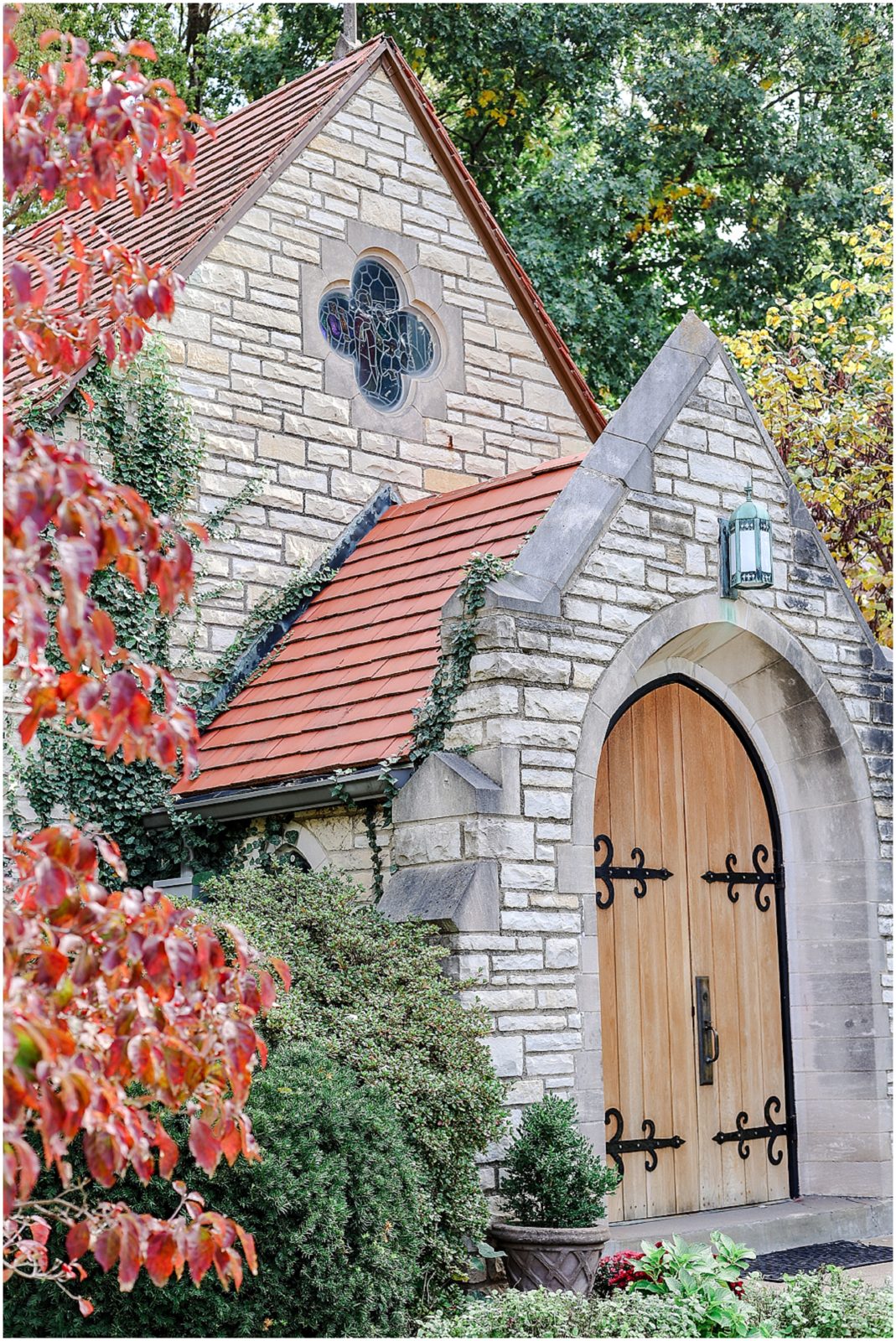 Pilgrim Chapel in Kansas City - Wedding Ceremony Elopement