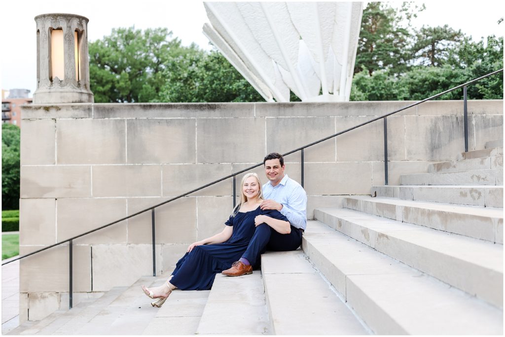 summer engagement photos nelson atkins 