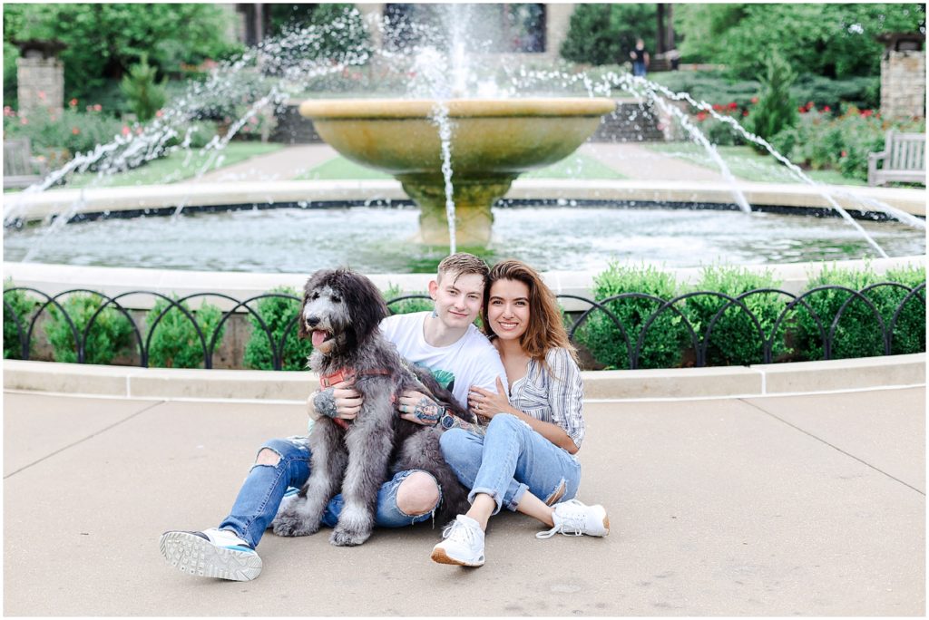 looose park fountain - engagement photos