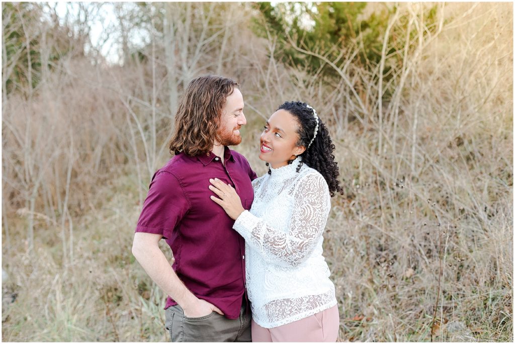 Overland Park Museum at Prairefire Engagement Photos - Kansas City photo location ideas - what to wear for your engagement photos - arterra wedding photography - ironwoods park 
