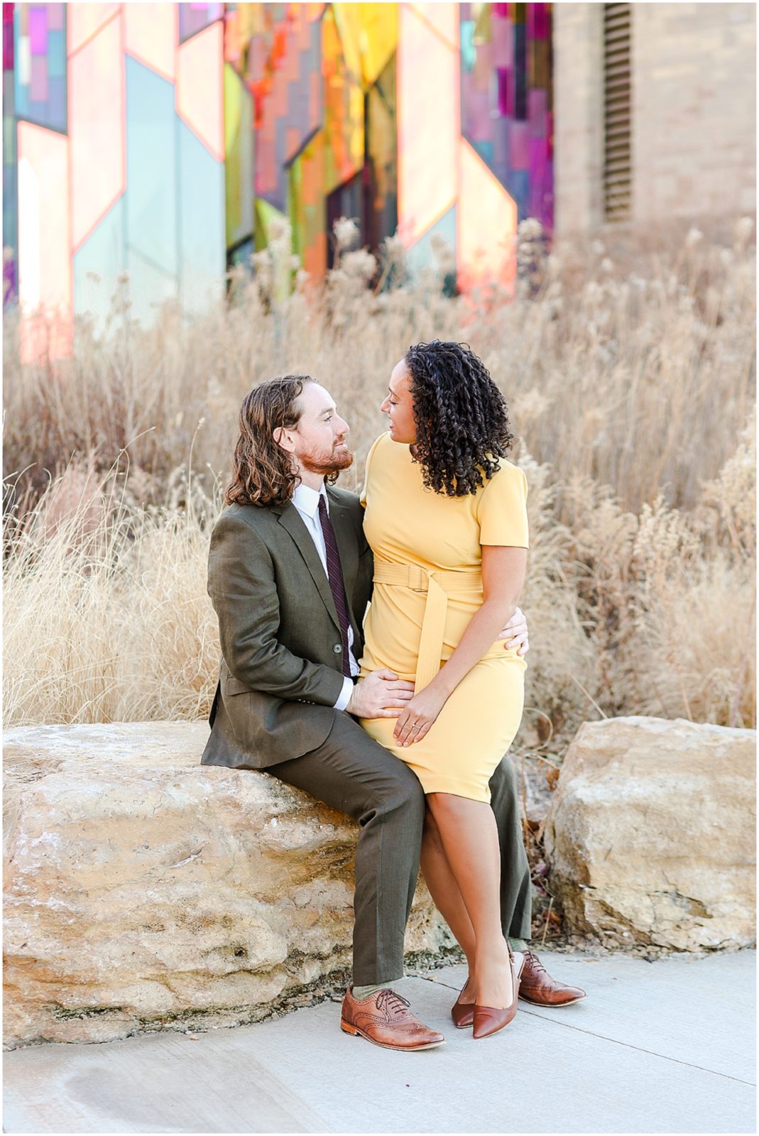 engagement photo pose ideas 