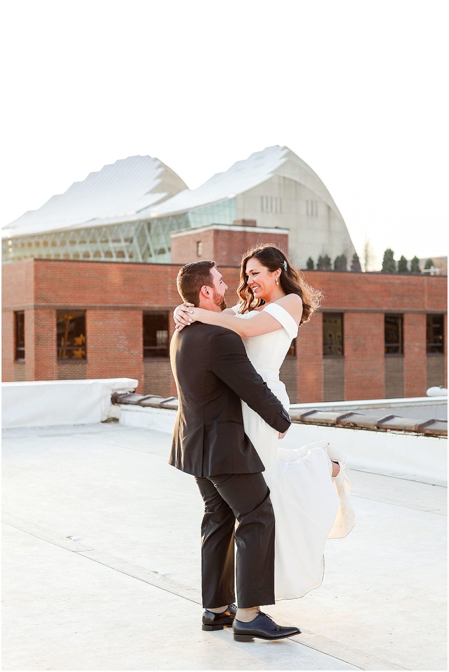 kauffman center of performing arts kansas city wedding engagement photo locations 