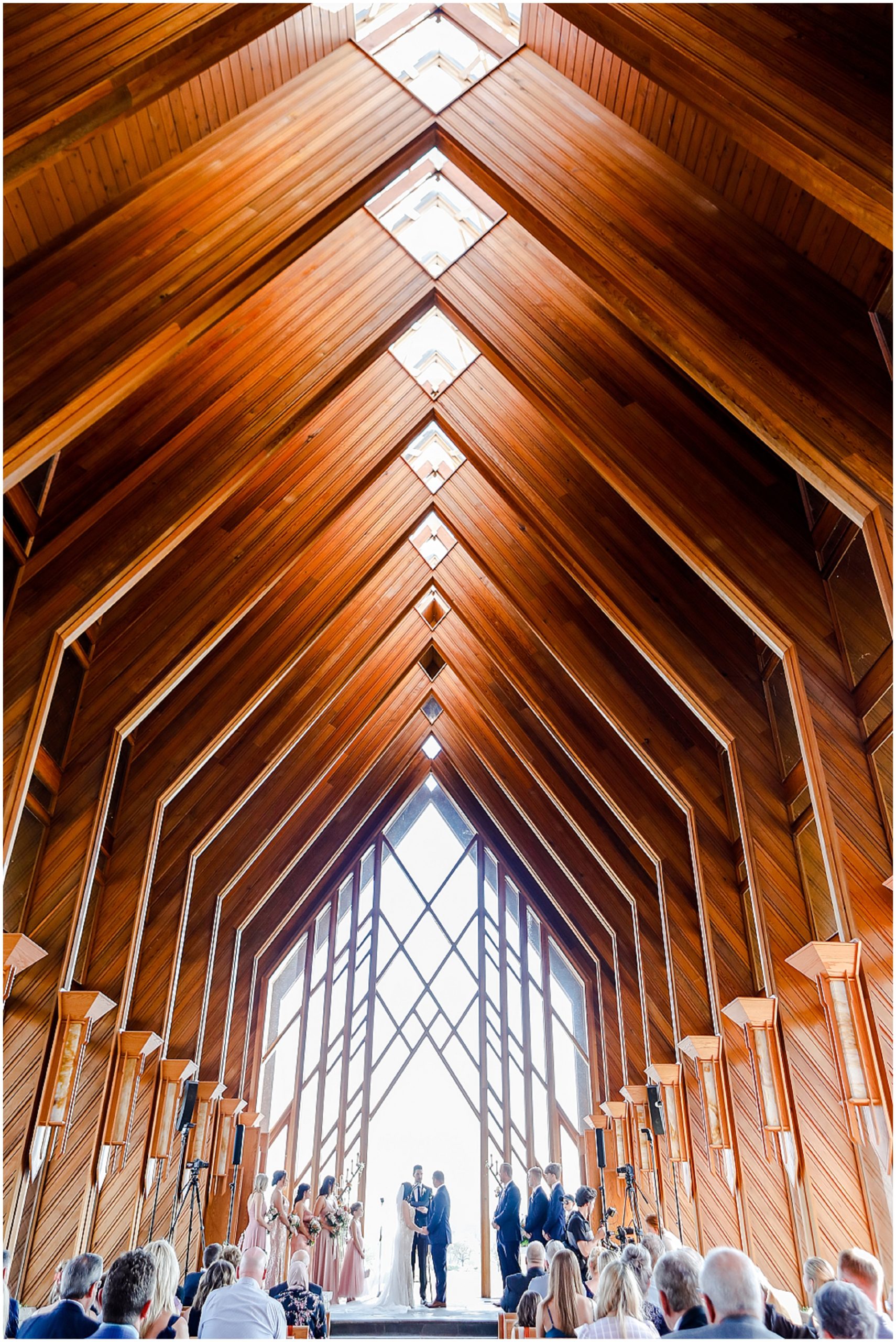 Powell Gardens Spring Wedding Haylie & Zac - Kansas City Missouri STL Wedding Photography - powell gardens chapel 