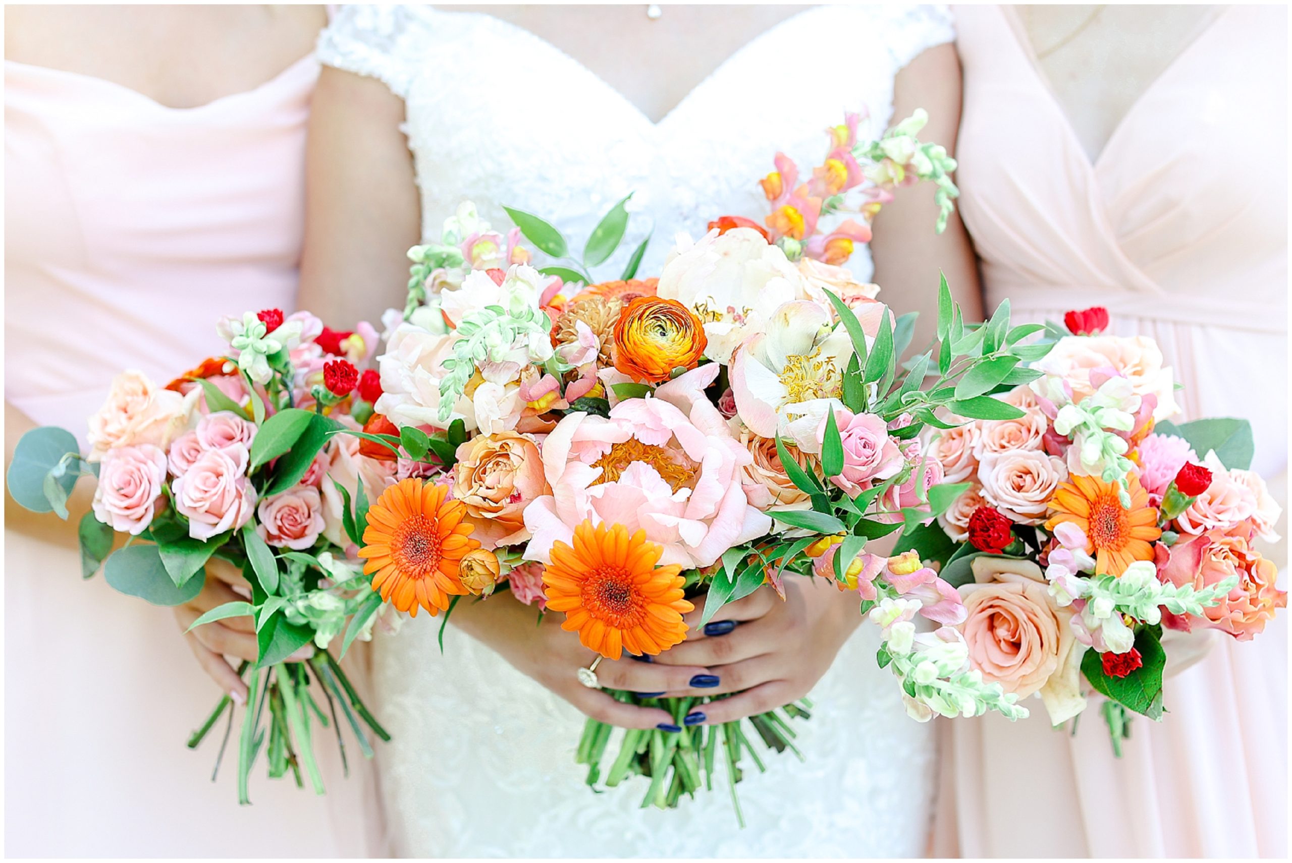 colorful wedding flowers - mariam saifan photography - sarah and max wedding in kansas city