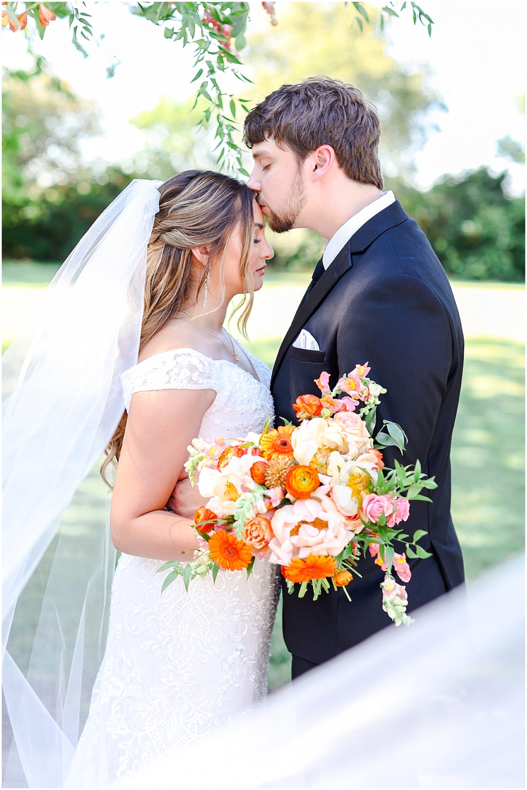 A Summer Wedding at the Topeka Brownstone Kansas - Wedding Photography in Kansas City - Engagement Photos - Colorful Wedding