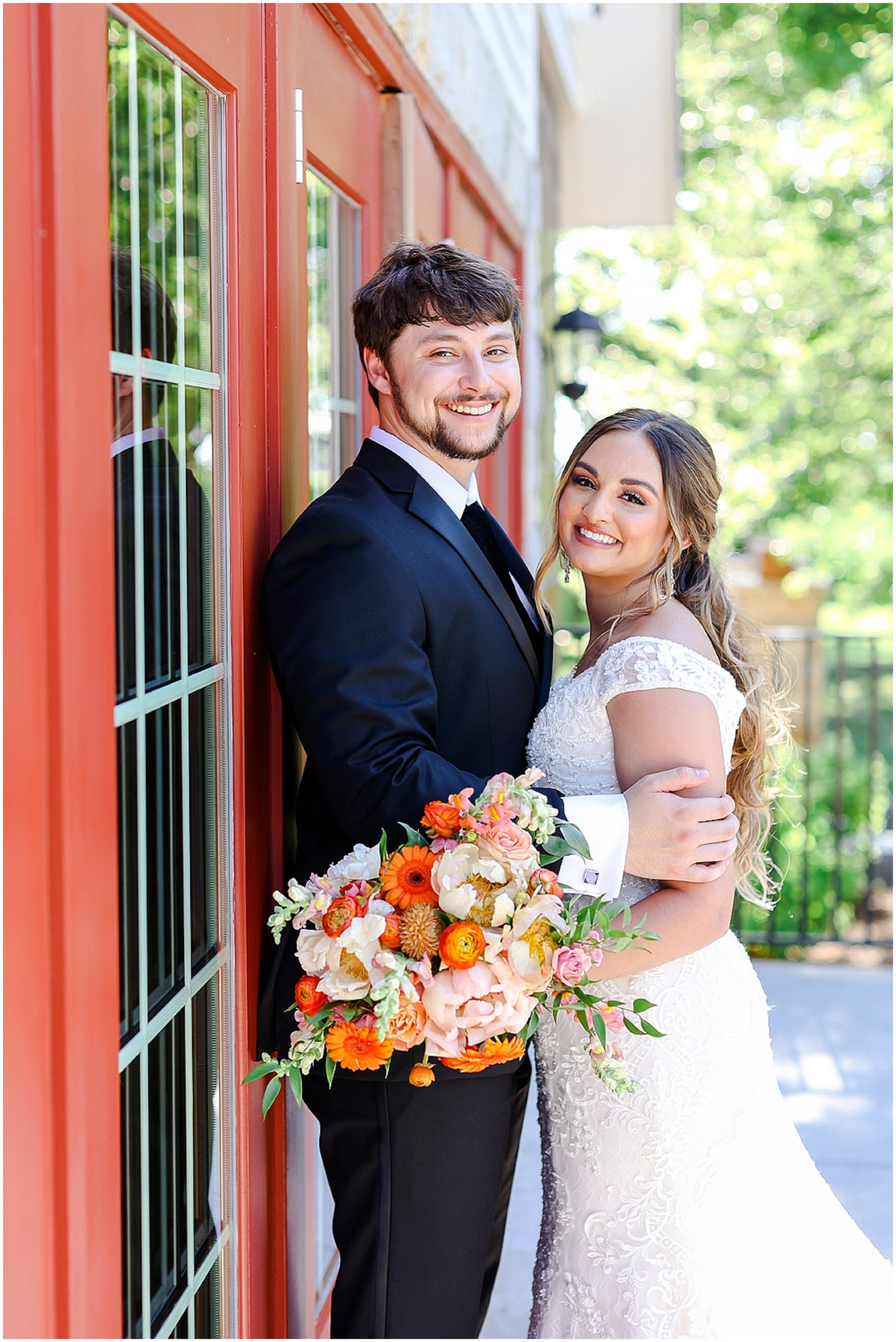 happy colorful wedding photography - light and airy photographer - photography education - photography educator - brownstone topeka