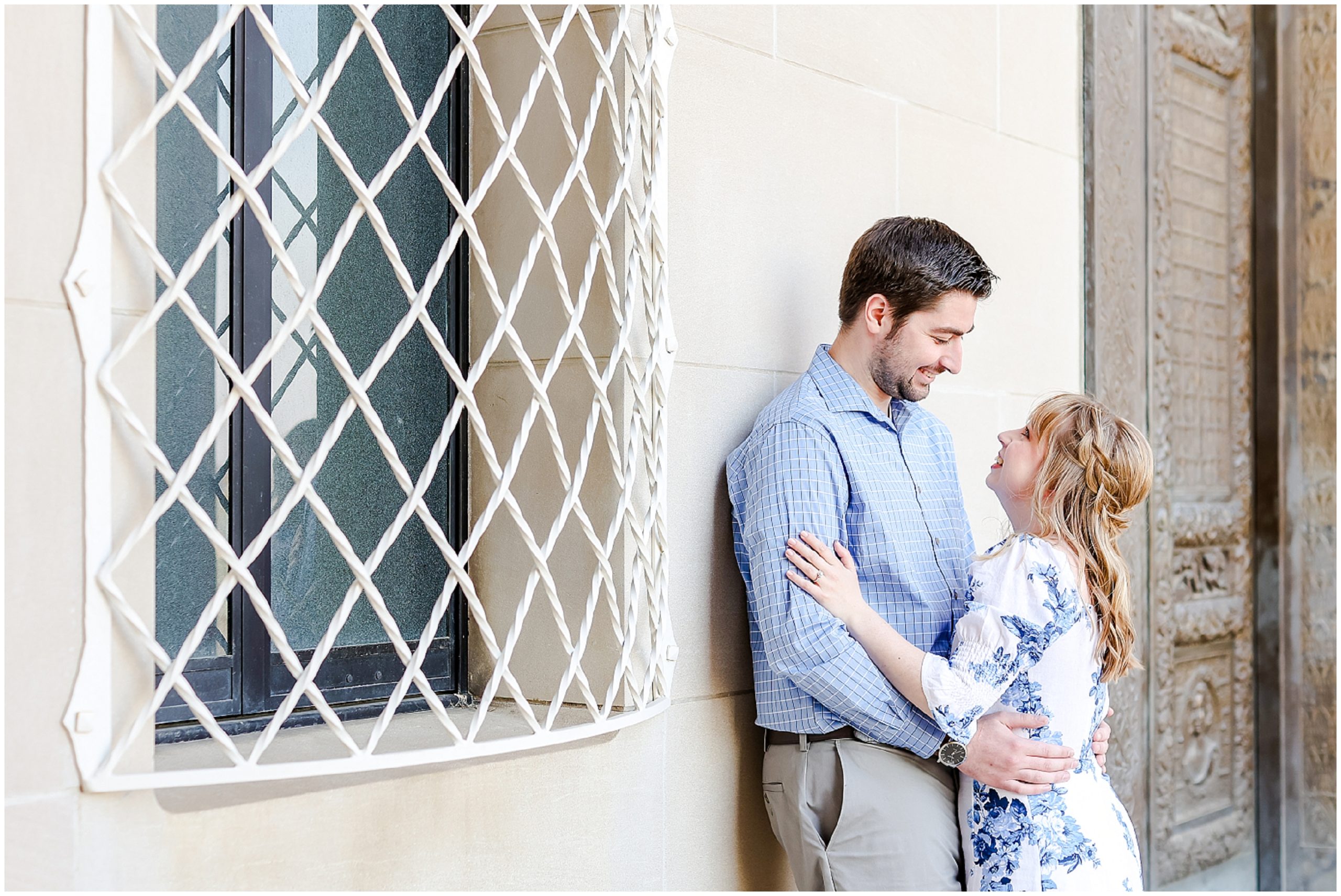 Look at what they wore for their engagement photos! Spring Engagement Photos with Ali & Connor at the Nelson Atkins Museum in Kansas City by best wedding photographer Mariam Saifan Photography - Engagement and Wedding Style Guide - What to Wear and Where to Take Your Photos in Kansas City 