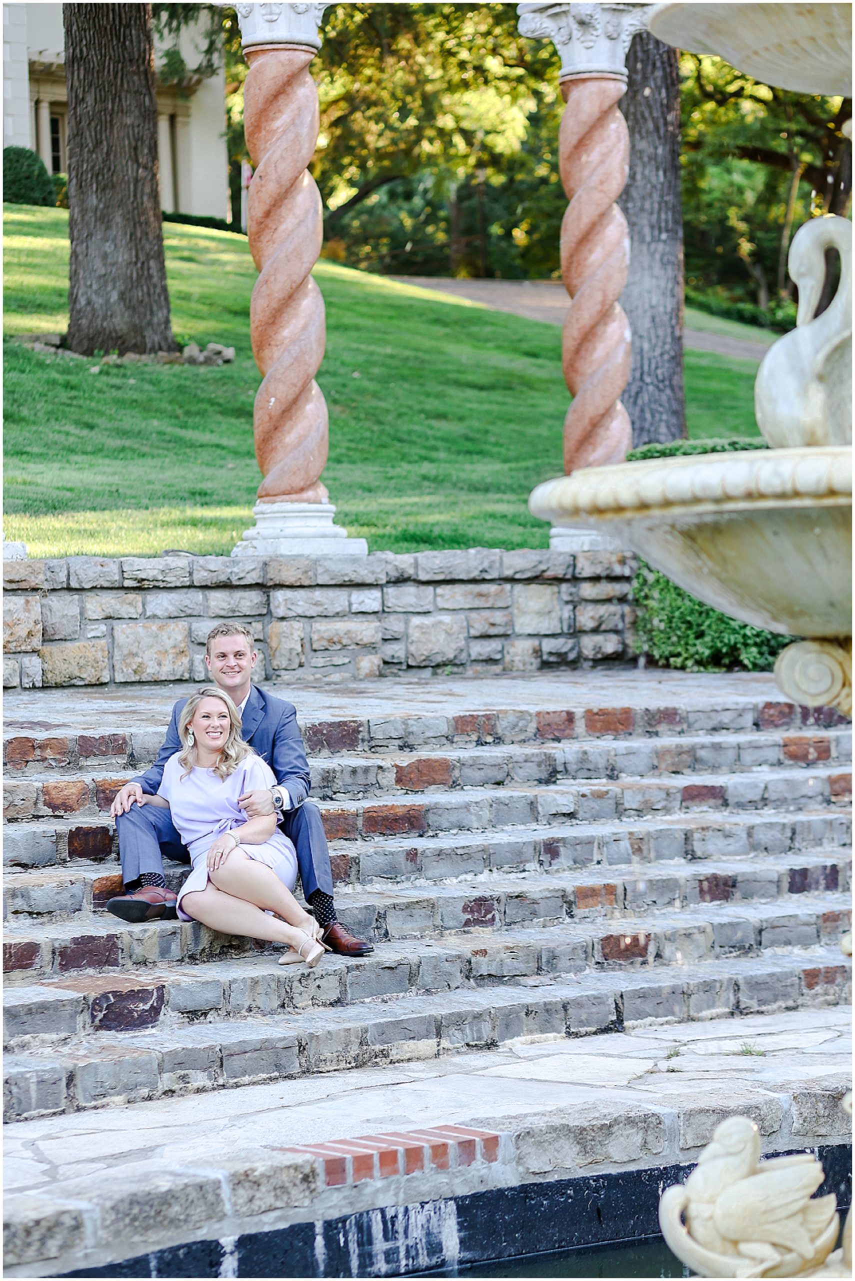 Engagement Photos at the Kansas City Plaza - Where to take photos in Kansas City - Wedding Photography - Family Photography - Engagement Photos