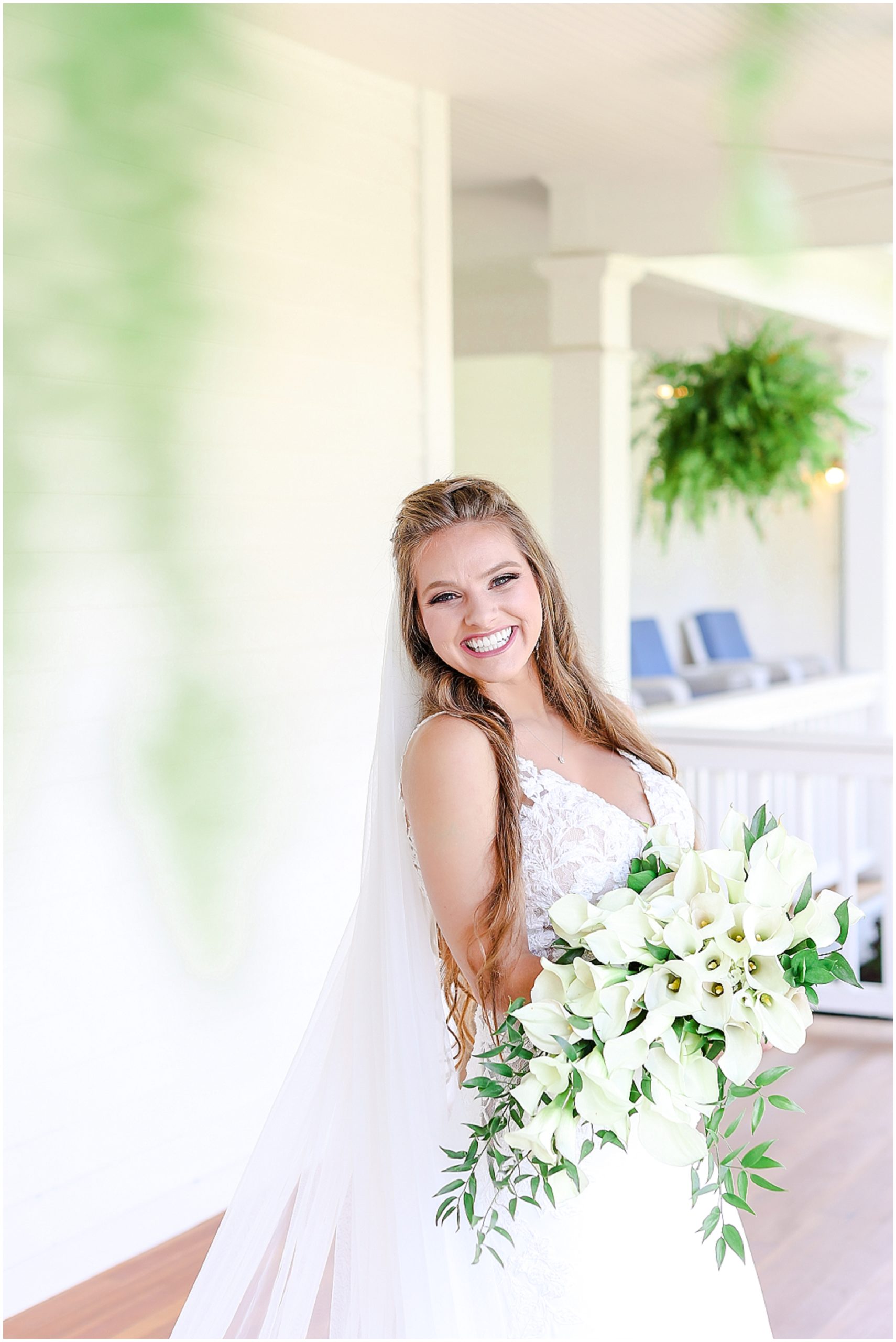 A Hawthorne House Wedding in Parkville | Wedding Venue in Kansas City | Wedding Photography | Fall Wedding | Wild Hill Flower | Pretty & Planned | Mariam Saifan Photography | White Flower Lily Inspiration | Lace Wedding Dress | Beautiful Bride 