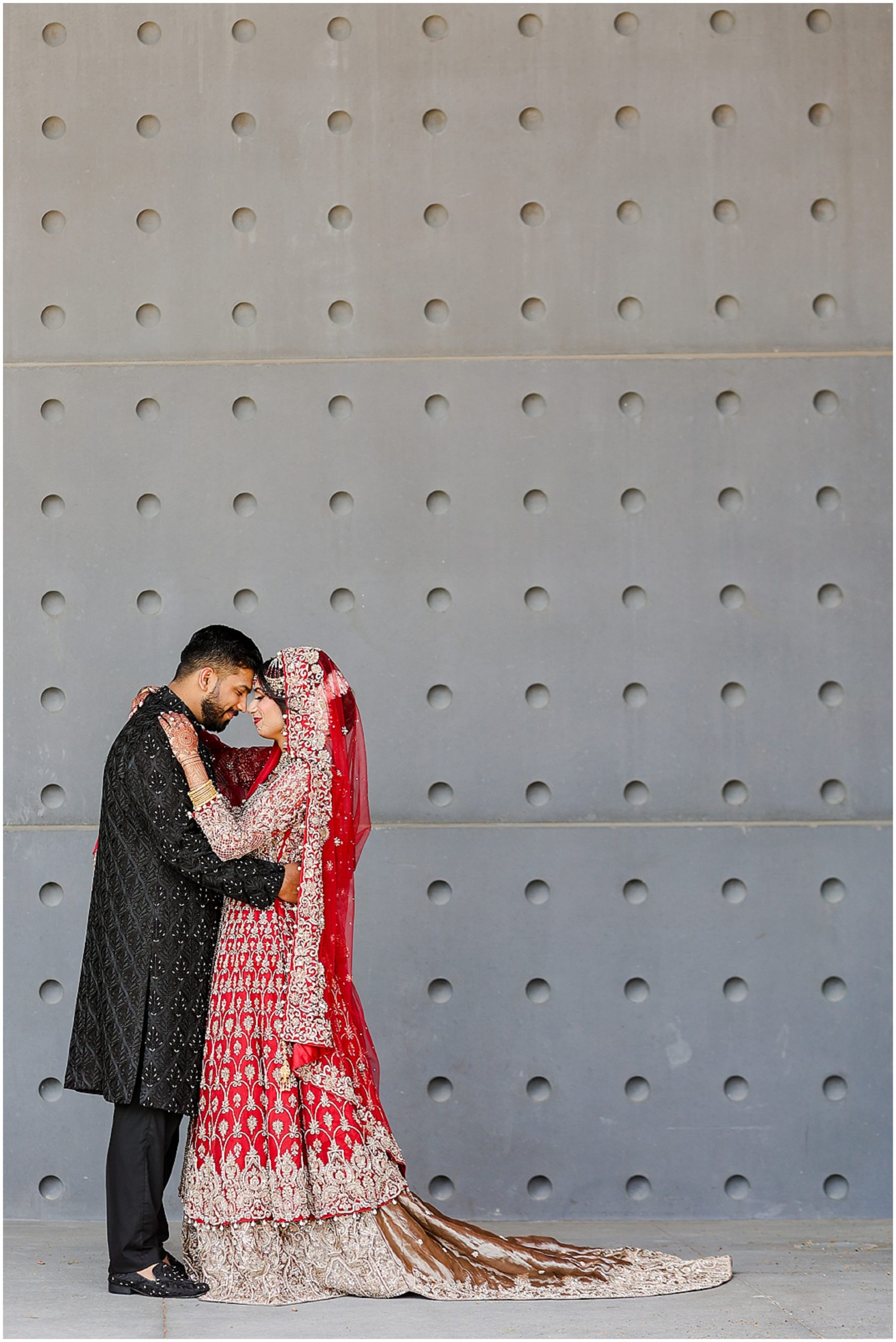 Pakistani Indian Wedding in Kansas City at the Overland Park Marriott photographed by Mariam Saifan Photography | Red Indian Pakistani Muslim Wedding Dress | Hair & Makeup Ideas | Best Wedding Photographer in Kansas City and Destination Weddings