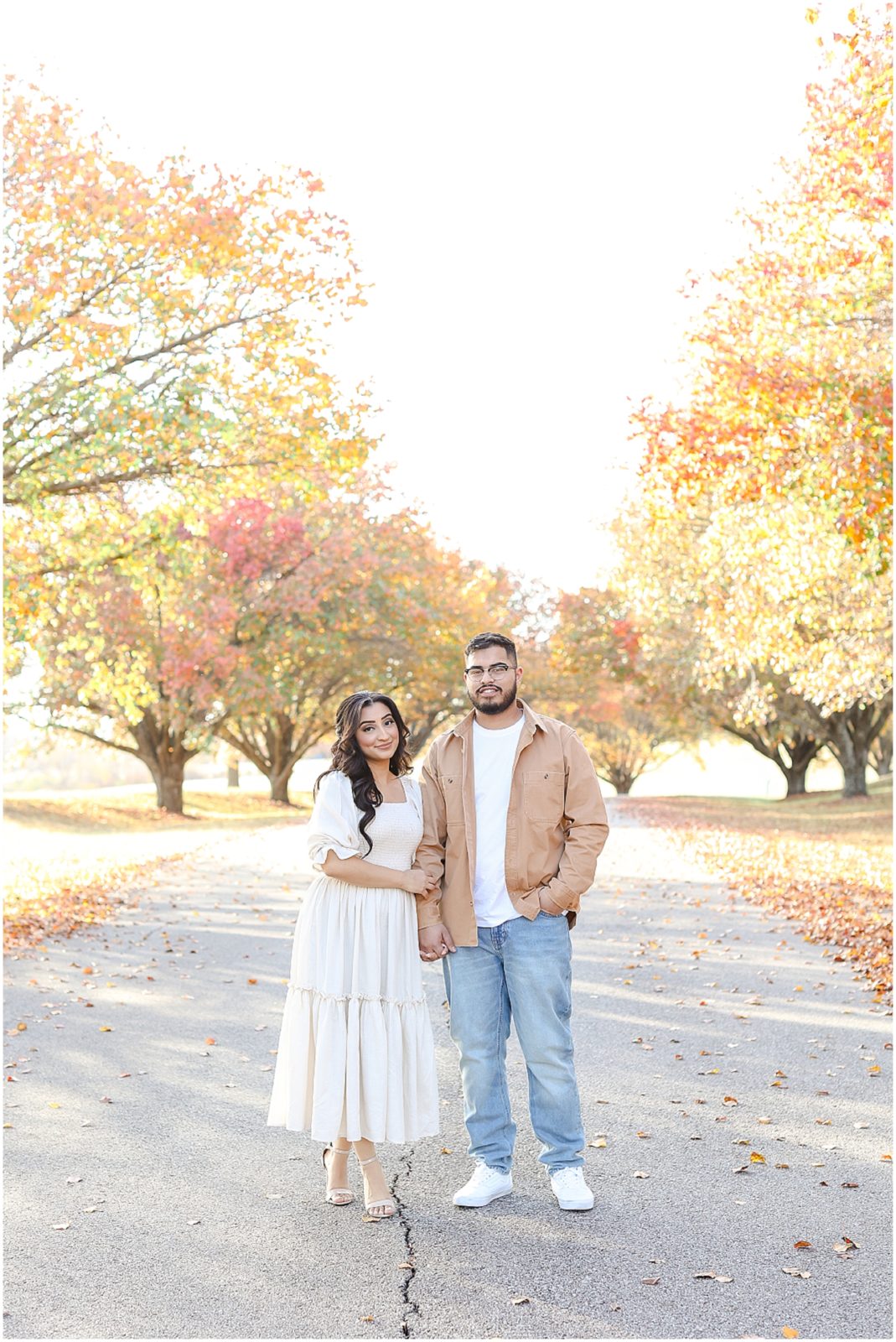 Family Photos | Family Photographer in Kansas | Family Photography Kansas City | Shawnee Mission Park | Where to take photos in the fall | What to wear for a fall engagement or family session | Kansas City Missouri Wedding & Portrait Photography | Happy Couple