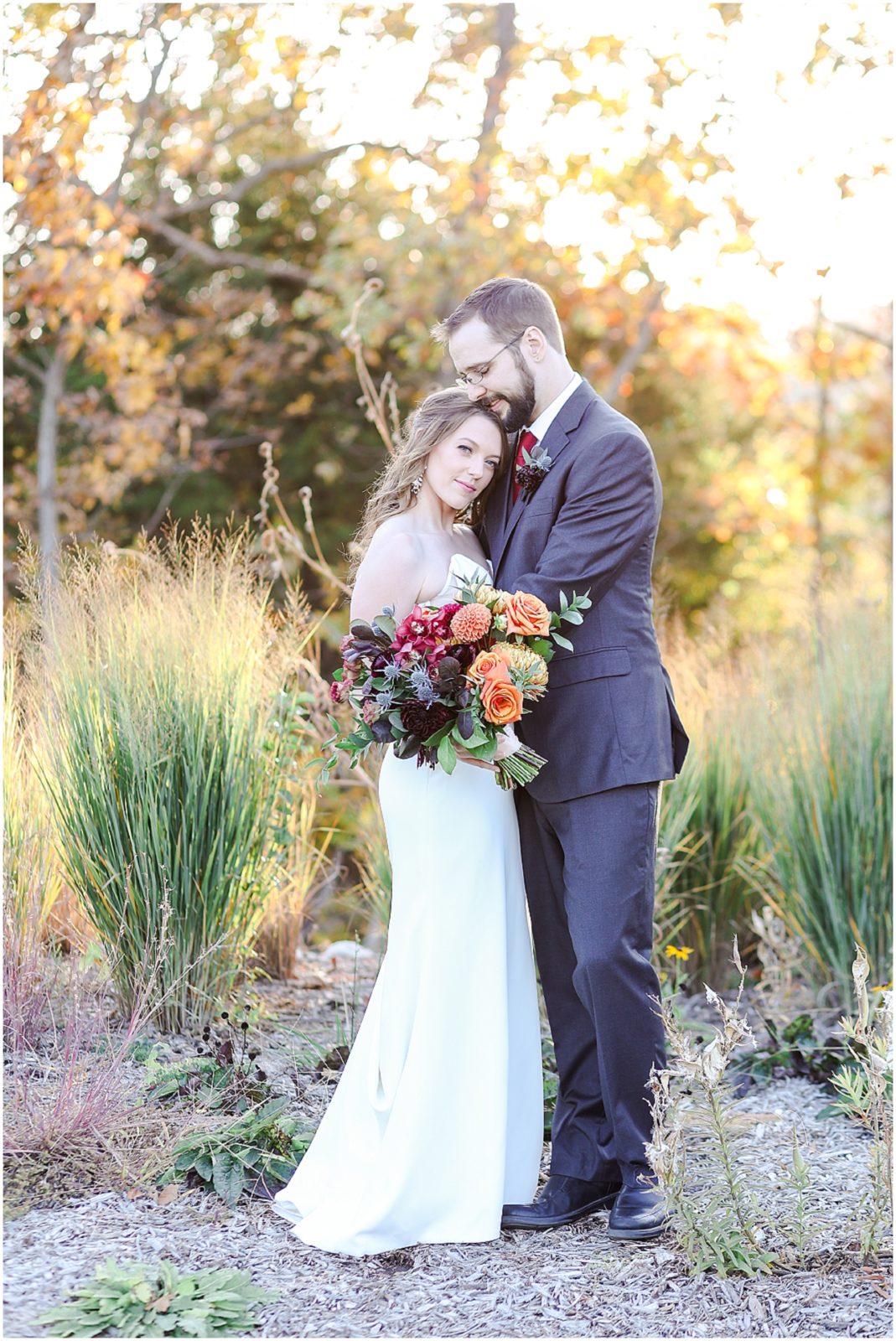 Stunning Fall Wedding Flowers | Wedding Theme for Fall | Fall Wedding Flowers | Mariam Saifan Photography | Kansas City Wedding Photographer