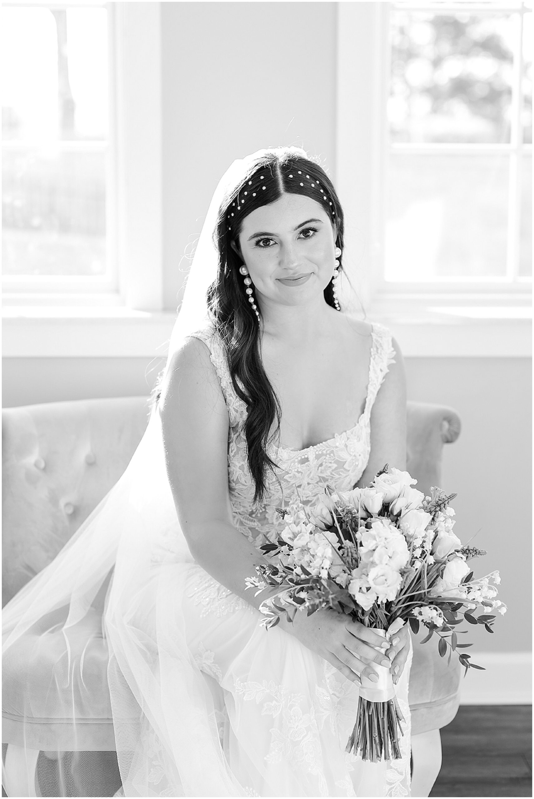 Bride Getting Ready Photos - Professional Wedding Photographer in Kansas City