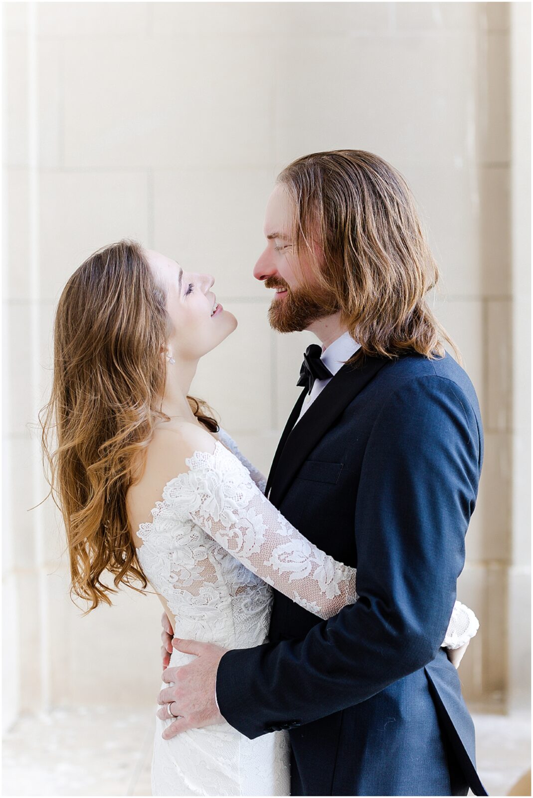 gorgeous couple  - kansas city wedding photographer - kc wedding engagement photos 