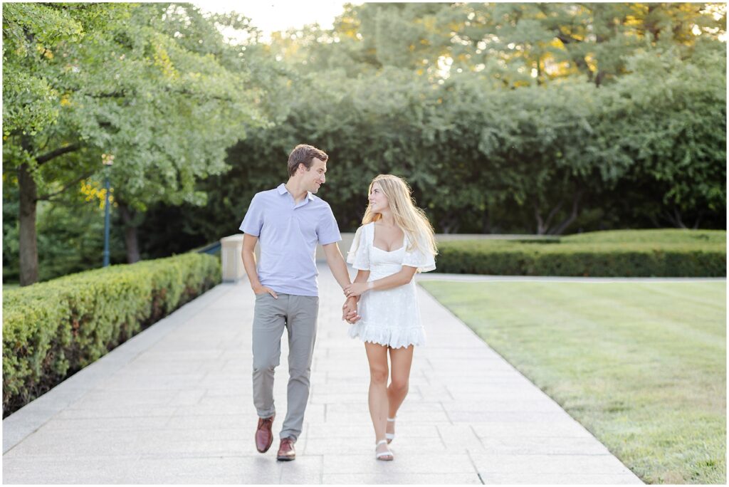 Kansas City Overland Park Wedding and Engagement and Family Photographer | Best Luxury Wedding Photography in Kansas City by Mariam Saifan | Engagement Photos at the Nelson Atkins Museum